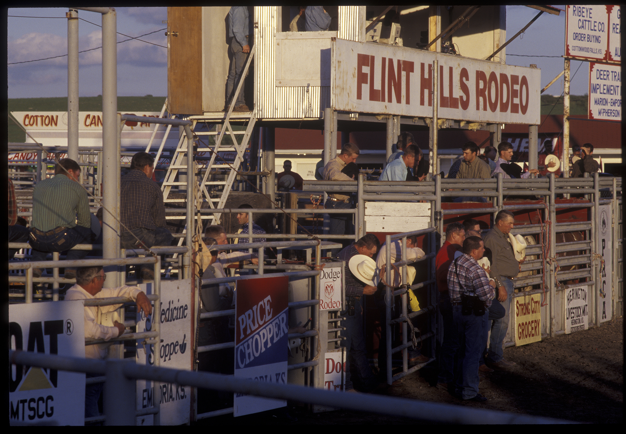 Feiden RAW82.jpg