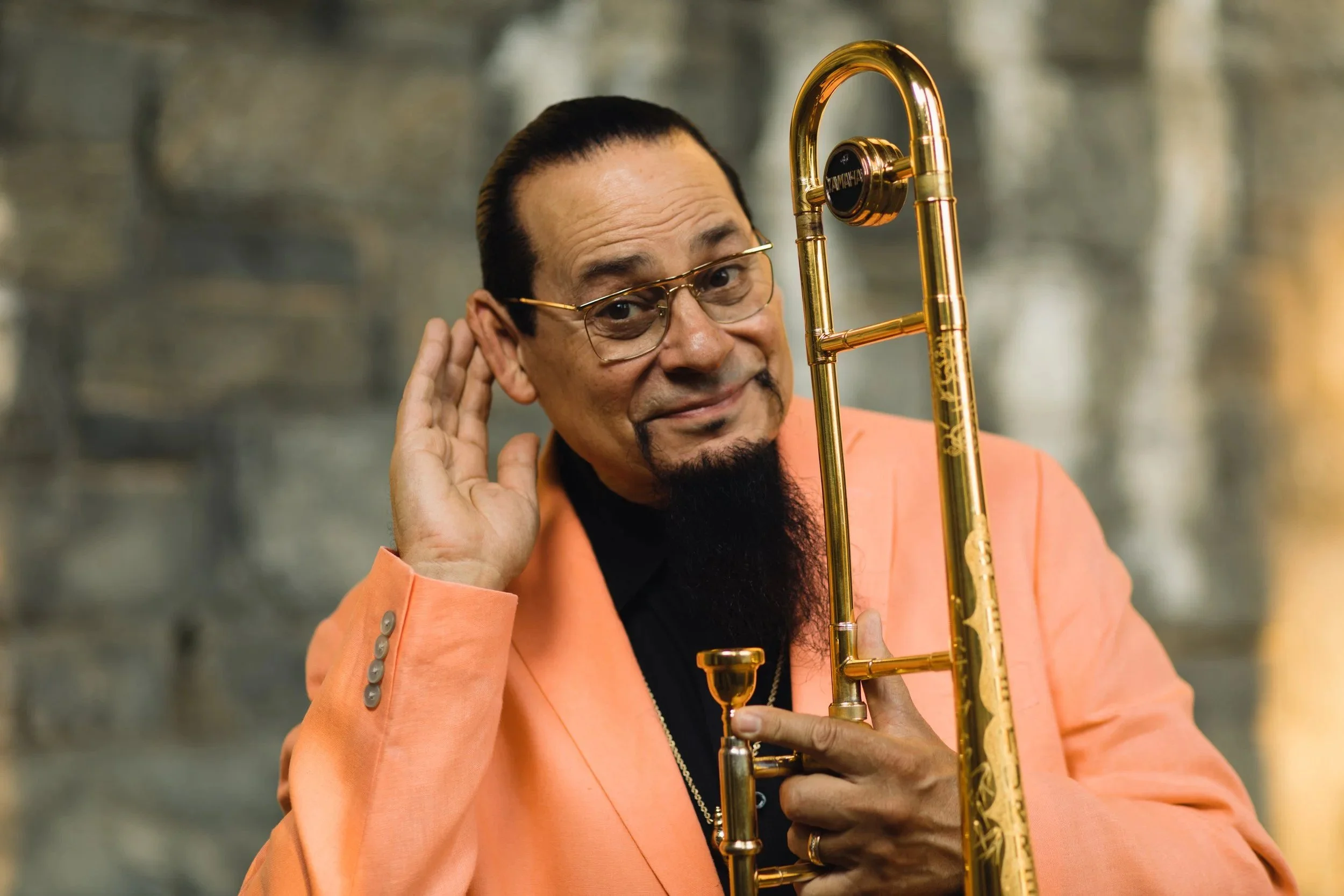 Steve_Turre_Peach+Jacket+Listen.jpg