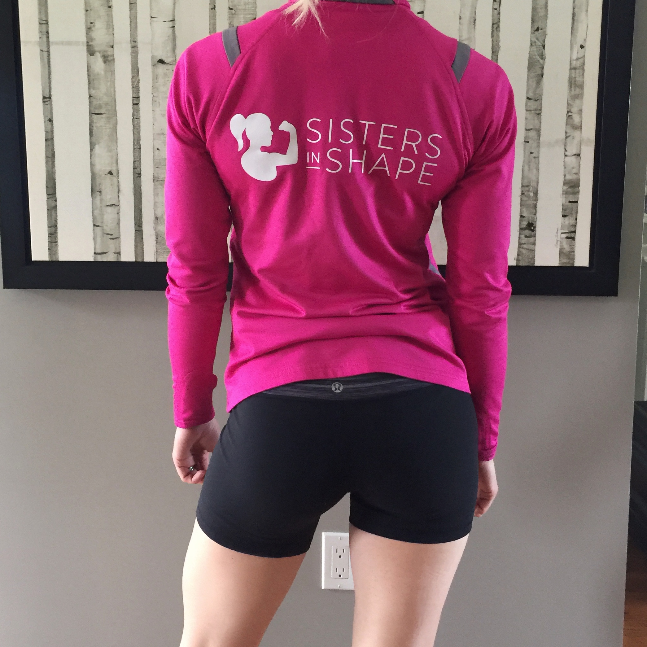 Photo taken immediately after leg workout...by my 7 year old...cut off my head but actually preferred it as my post-workout "look" is best shown neck-down ;) #workouthair