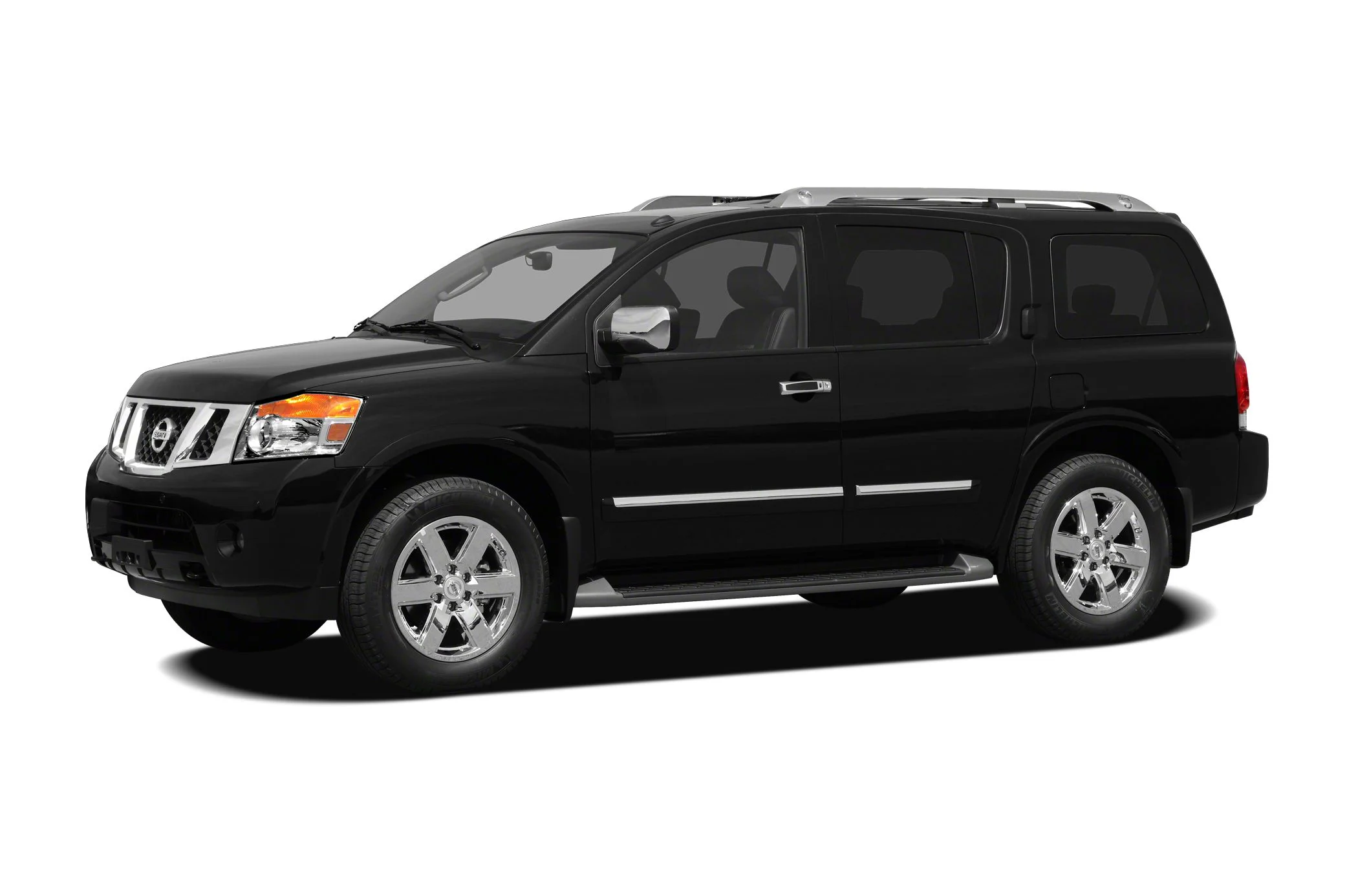 2005 Nissan Armada.jpg