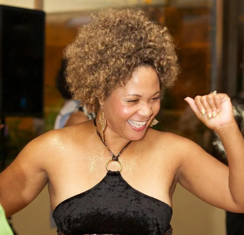 laura dancing.jpg