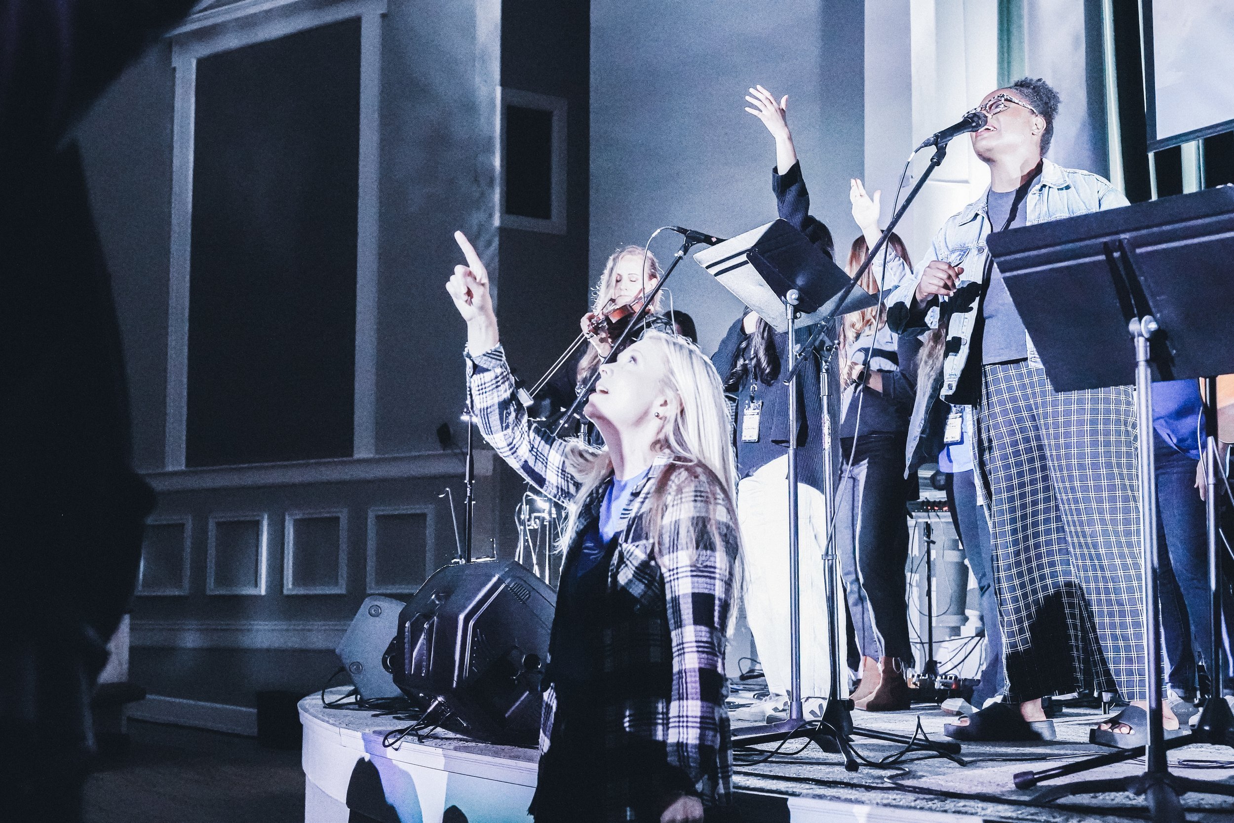 Live Brave Worship Night