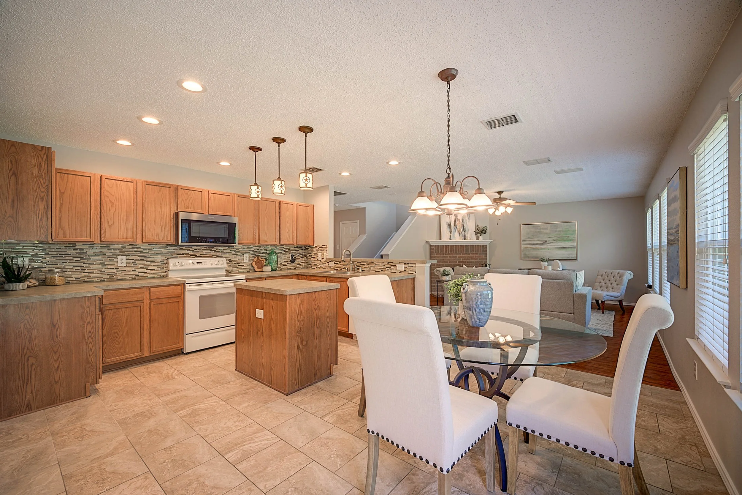 1314 Post Oak Trail-19.jpg