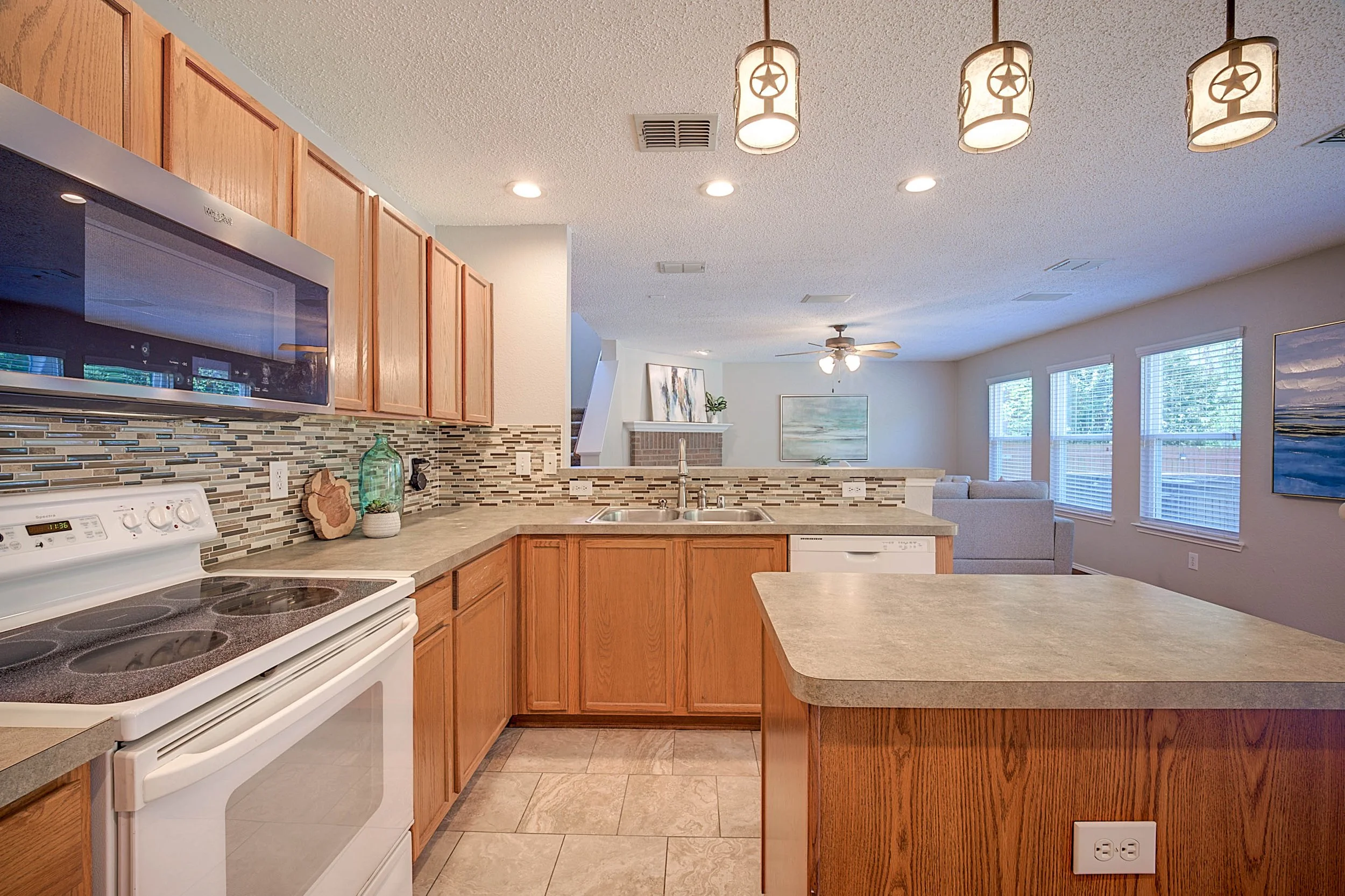1314 Post Oak Trail-21.jpg