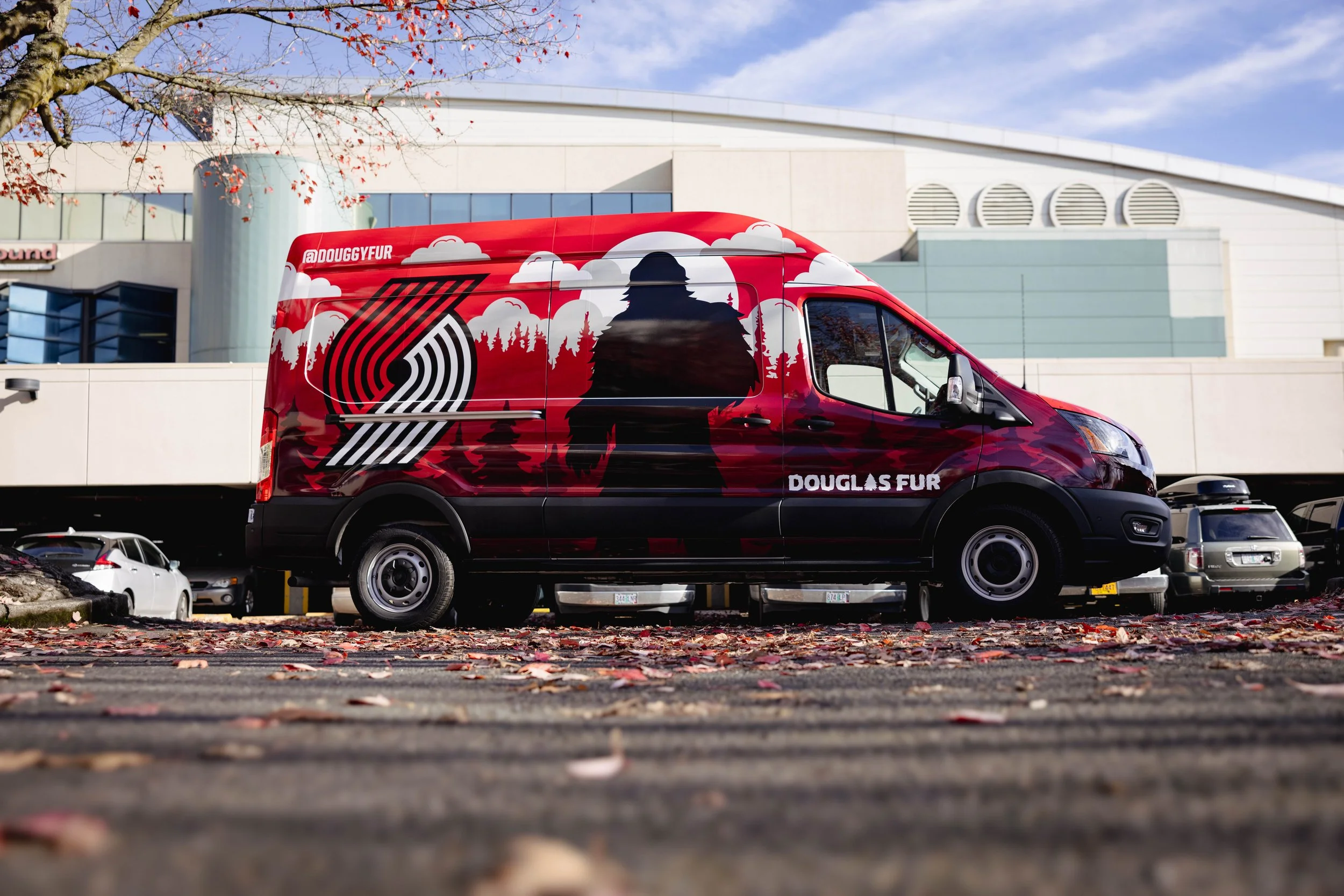  Mascot Van  