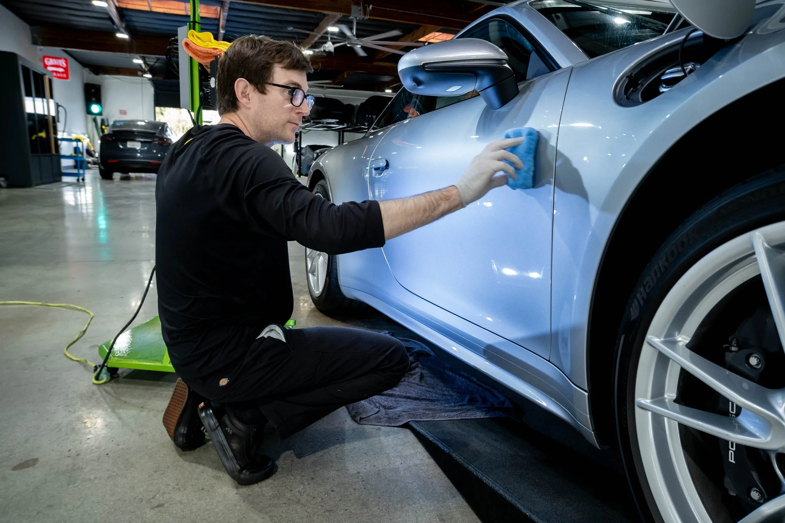 installation of ceramic pro ultimate ion ceramic coating on porsche 911 carrera t