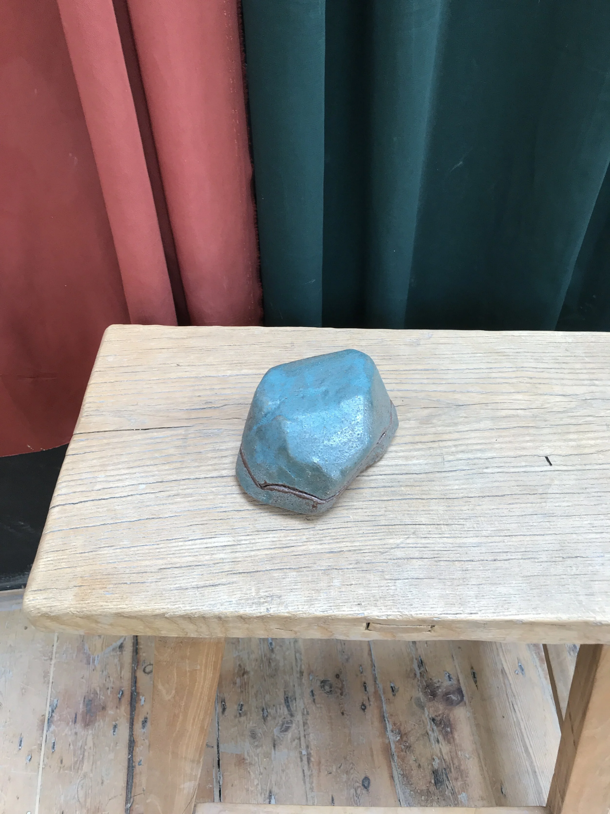 3630A7DF-1661-4FED-80F0-C1A928A8A542