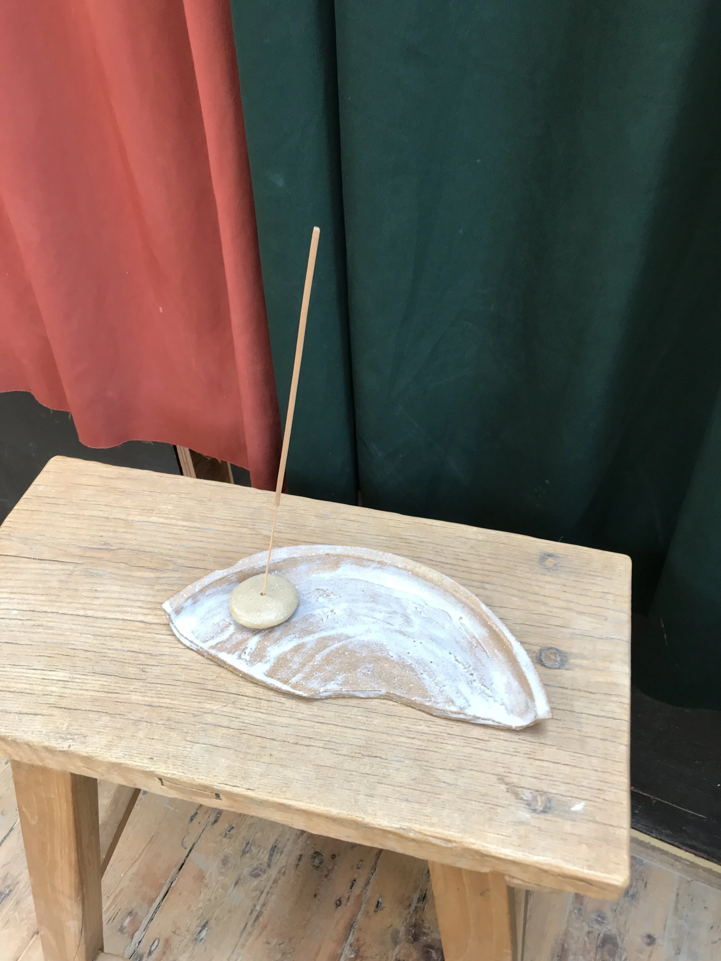 555C82E0-0363-4F5E-AA04-742E348844EA