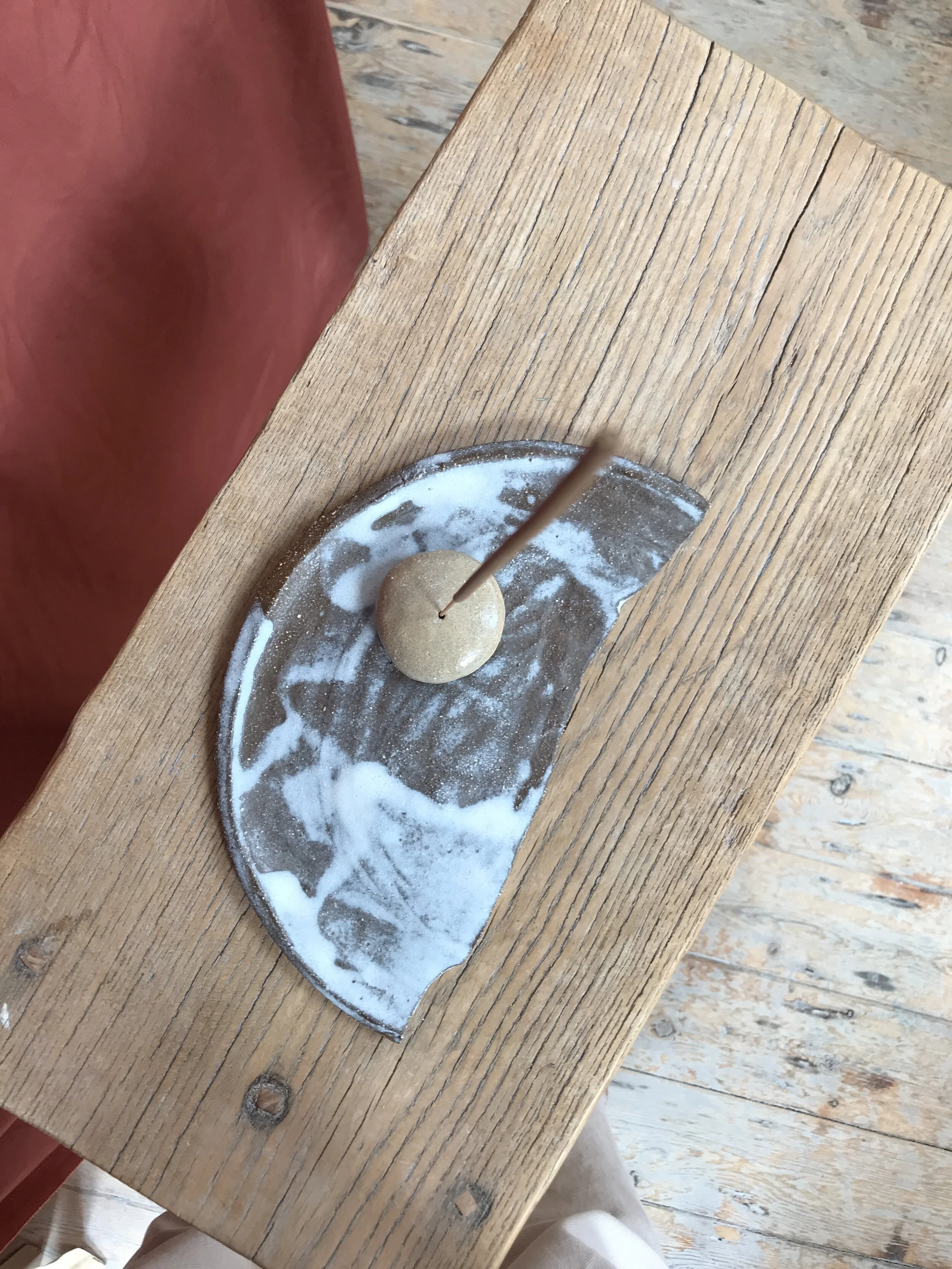 DC4E957F-8C52-4C70-B4CE-F995E86C8FF2