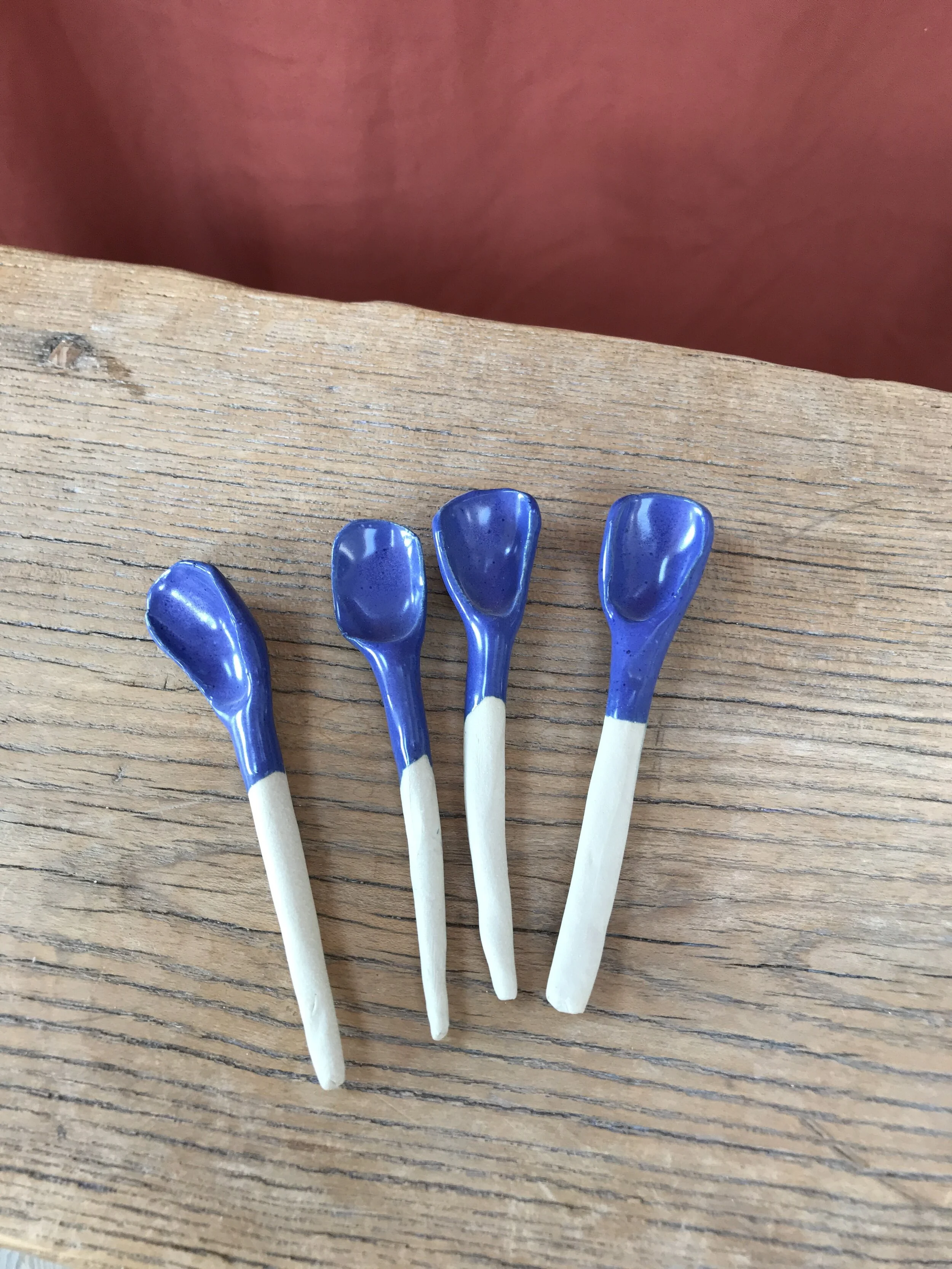 8A7E34CC-00EC-4E62-AEA4-570340FAAB2A