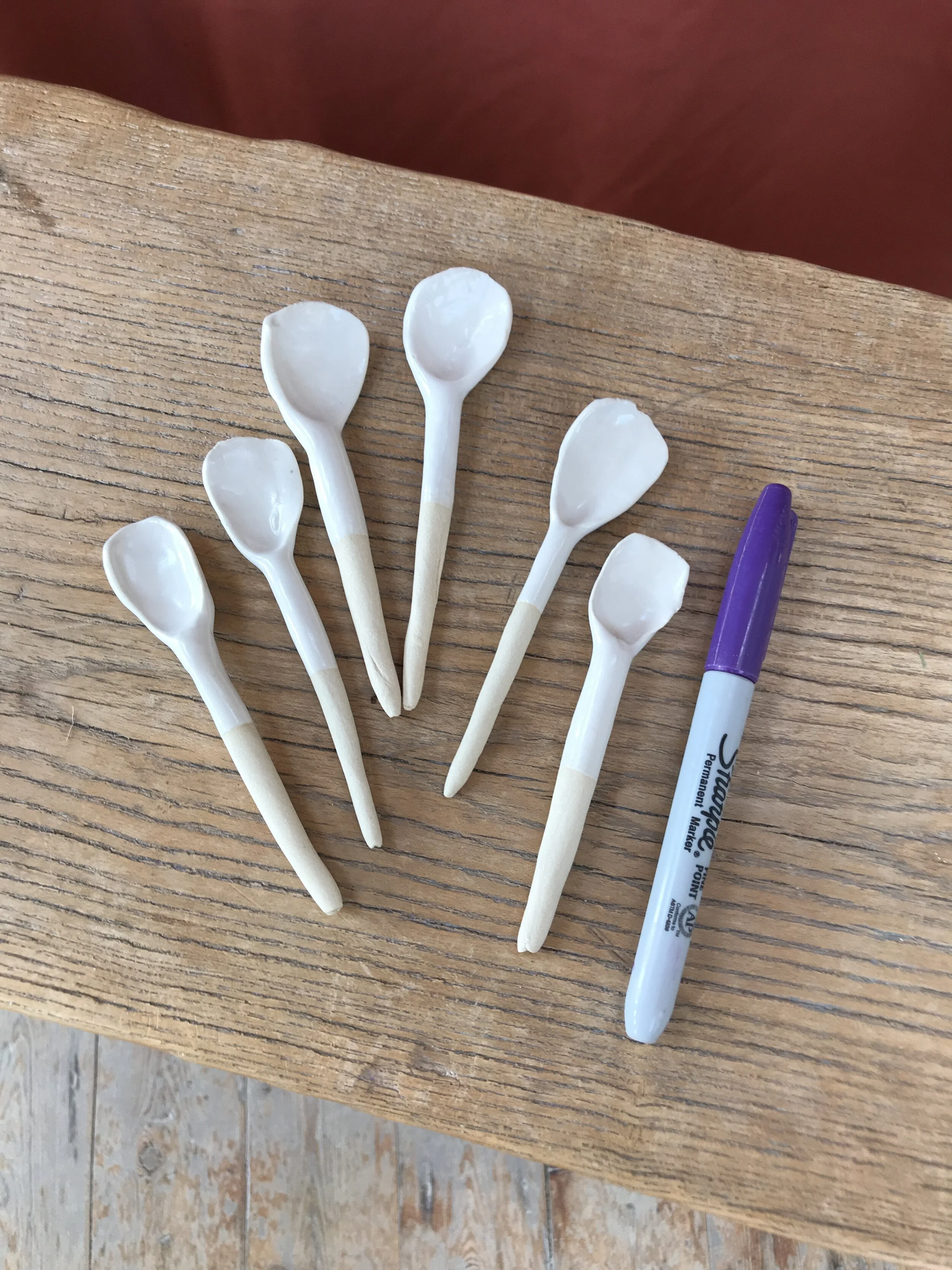 8E51E241-9FEB-489F-84BD-352D11E7AE49