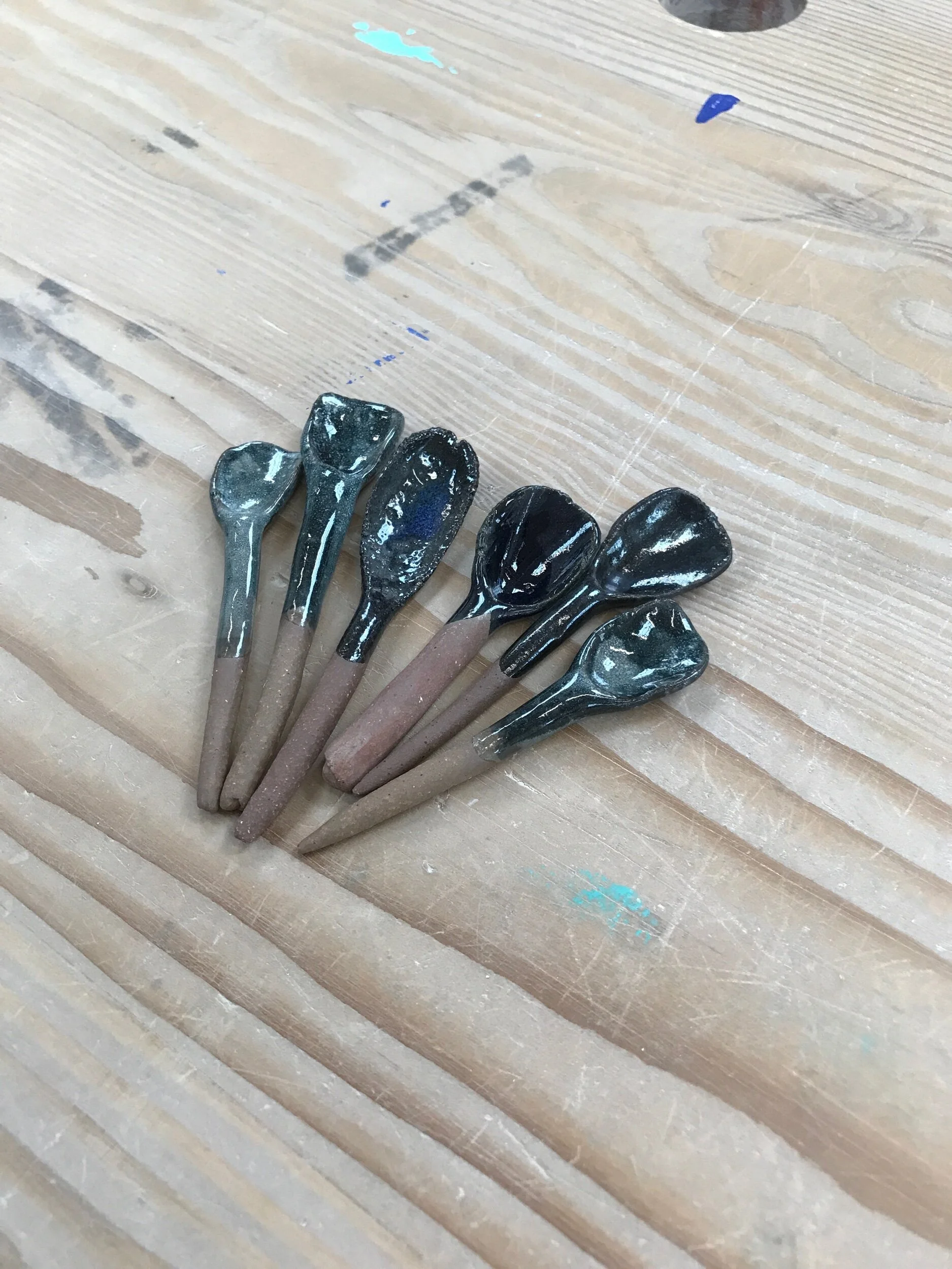 CAEAEA33-95B7-4F5A-924C-D0162766AE00