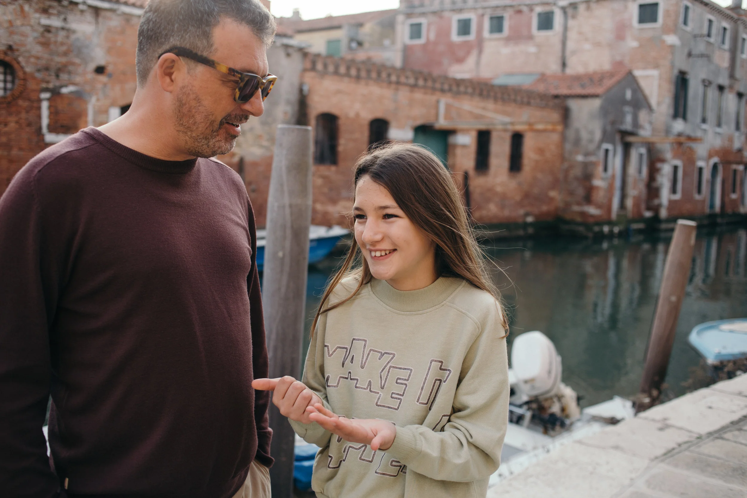 Matteo : Dosaz Knitwear - Eva : Fapa Sweatshirt
