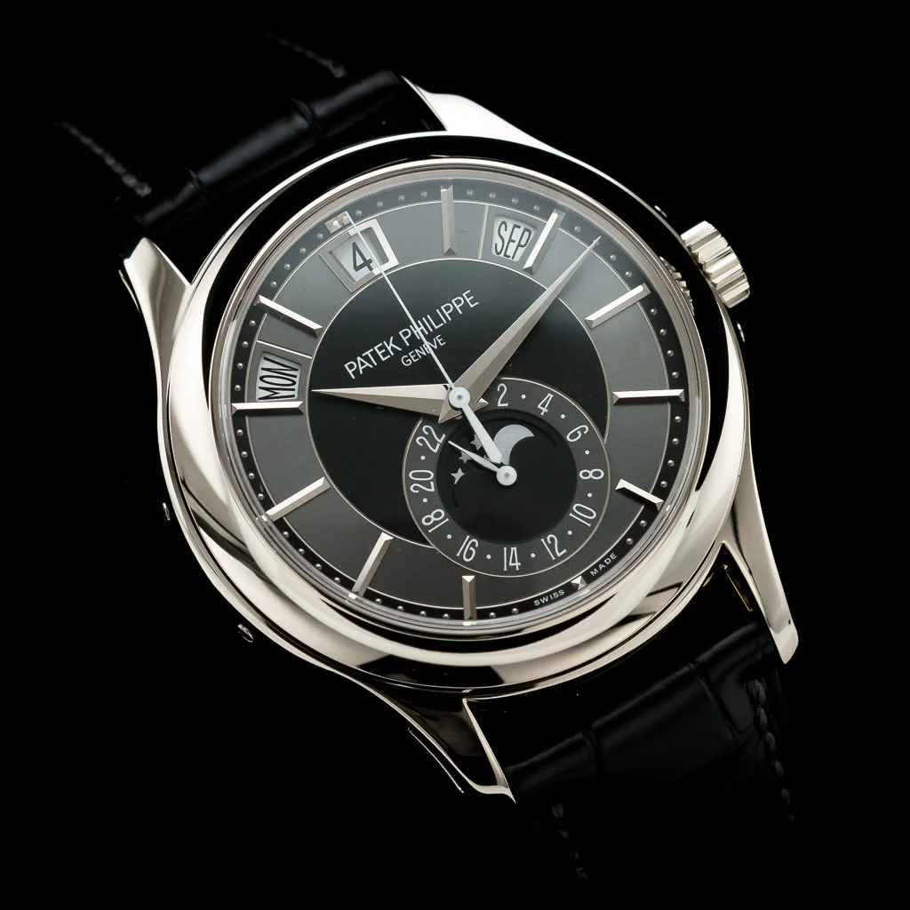 02_regal-time-patek-philippe-annual-calendar-5205g-london-02.jpg
