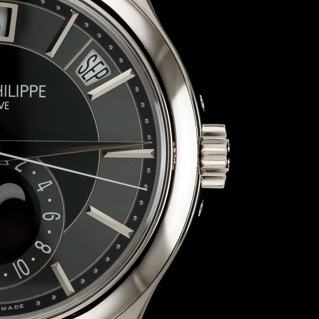 02_regal-time-patek-philippe-annual-calendar-5205g-london-06.jpg