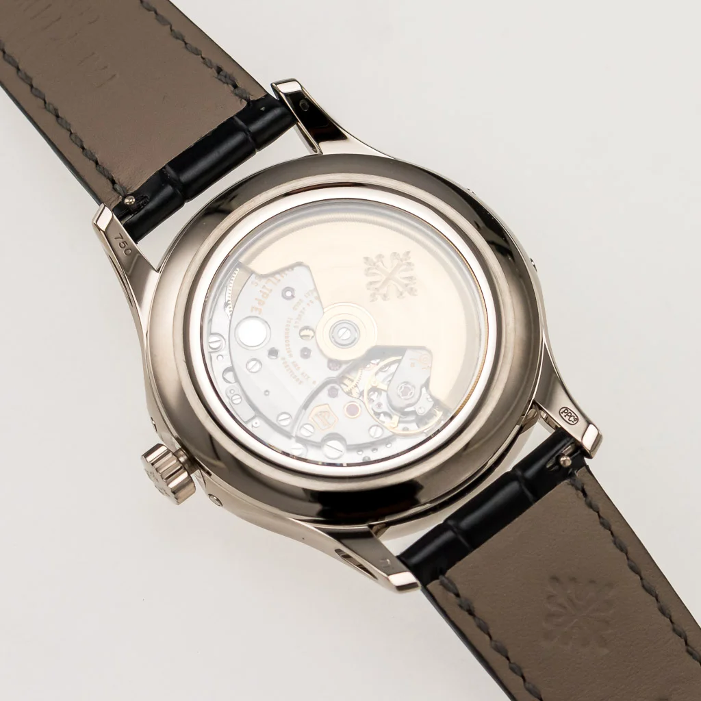 02_regal-time-patek-philippe-annual-calendar-5205g-london-10.jpg