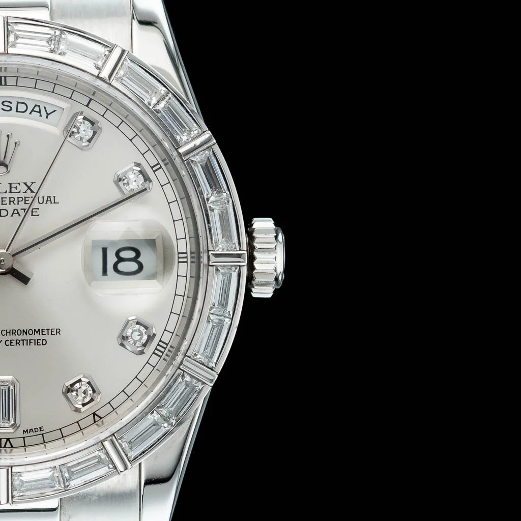 10-regaltime-london-dealer-ROLEX-OYSTER-PERPETUAL-DAY-DATE-118366-PLATINUM-BAGUETTE-BEZEL-06.jpg