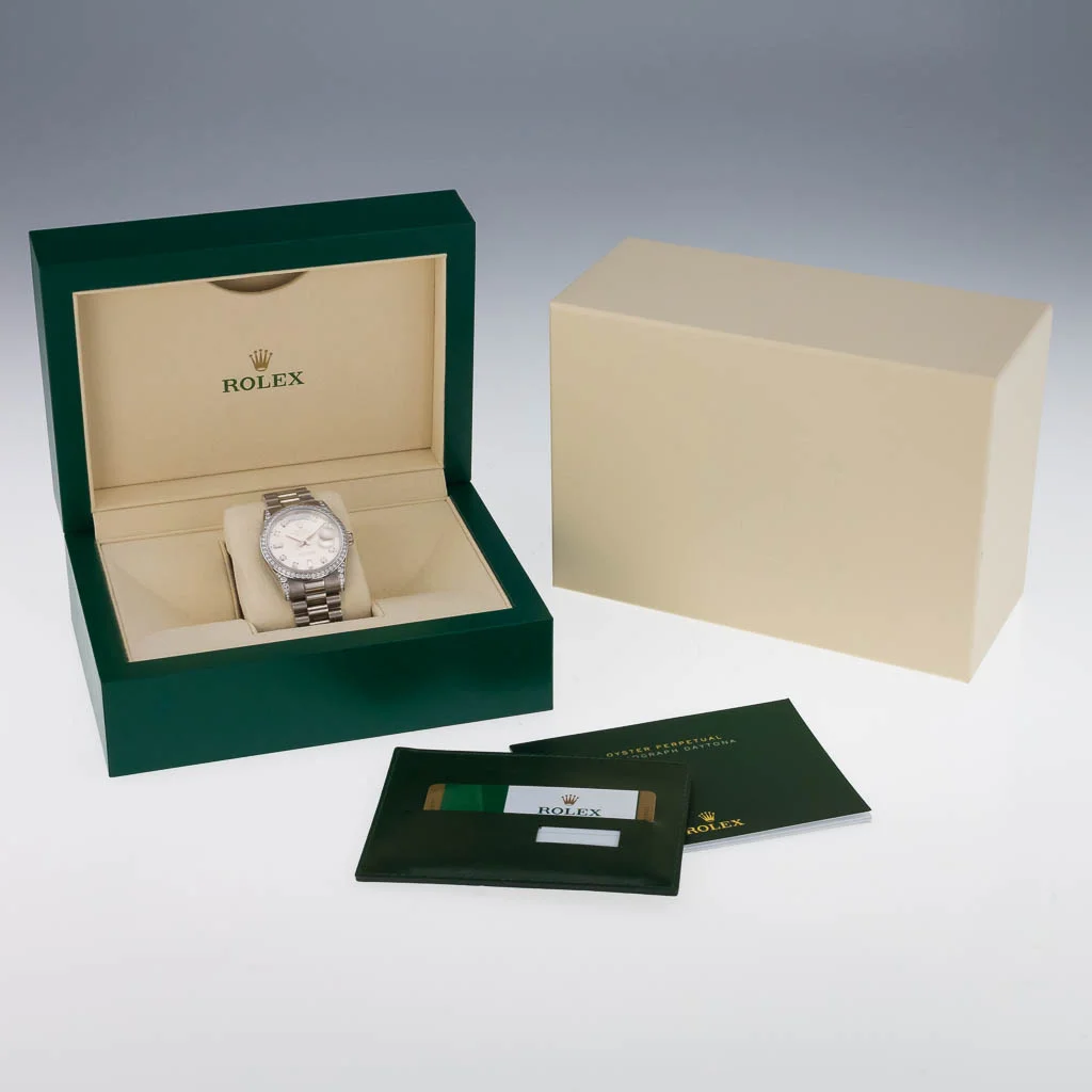 13-regaltime-london-dealer-ROLEX-OYSTER-PERPETUAL-DAY-DATE-118389-WHITE-GOLD-11.jpg