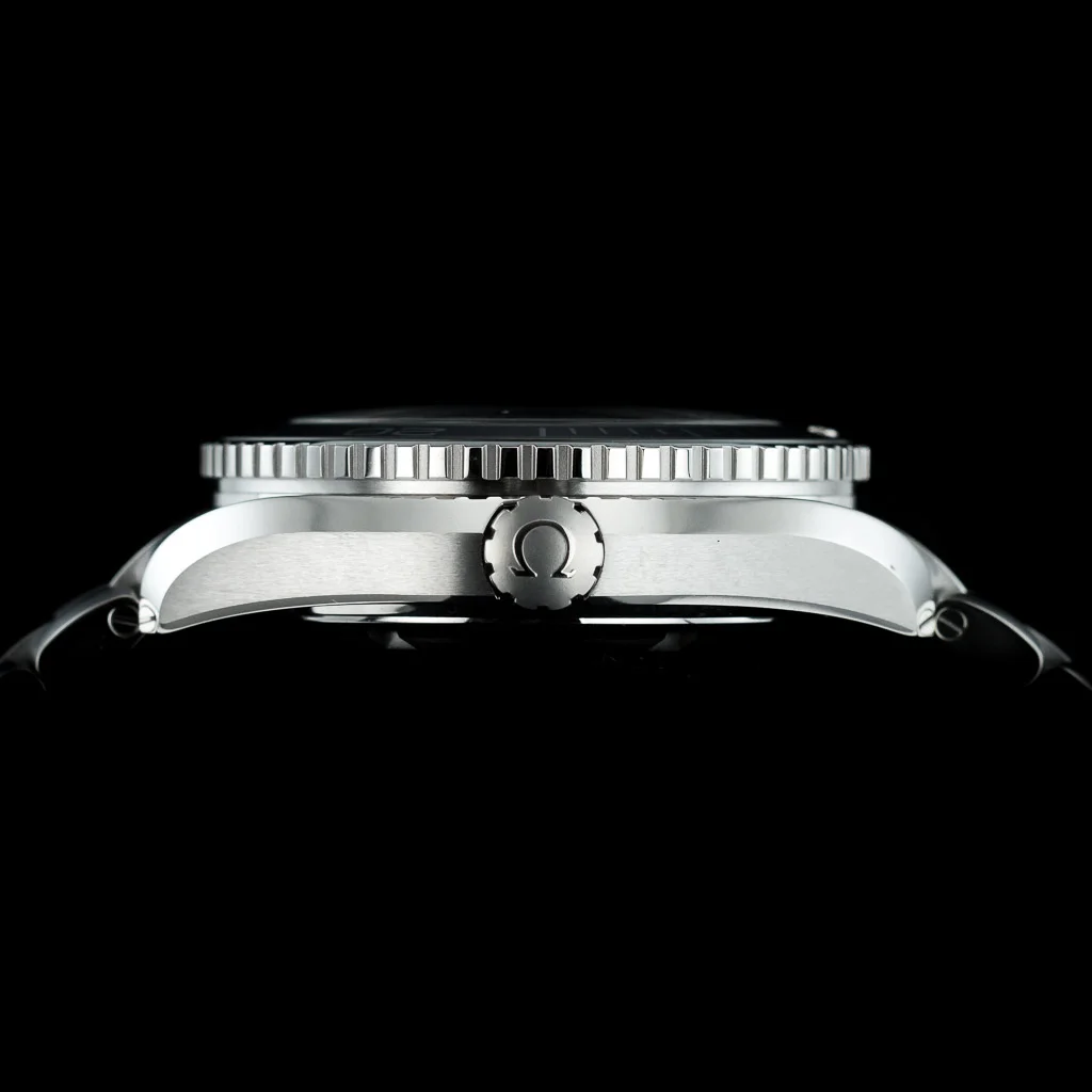 09- Regal Time Dealer London - OMEGA - SEAMASTER - PLANET OCEAN - 600M - C0-AXIAL - 232.30.46.21.01.003-07.jpg