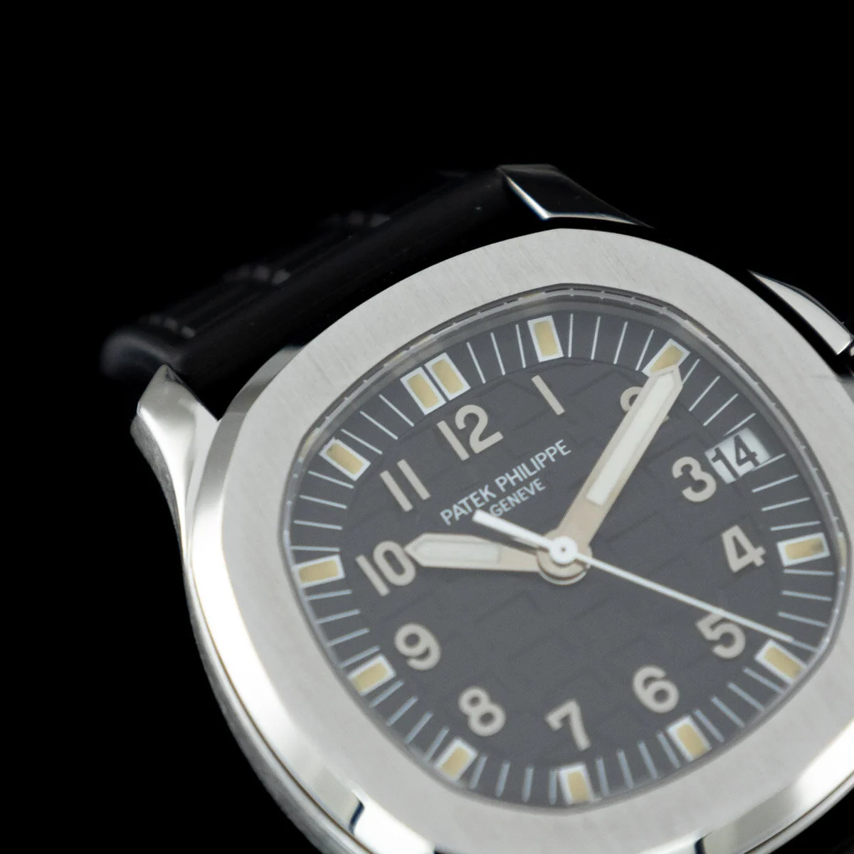 6 - regal time - patek - philippe - 5066 - aquanaut - london - dealer - 3.jpg