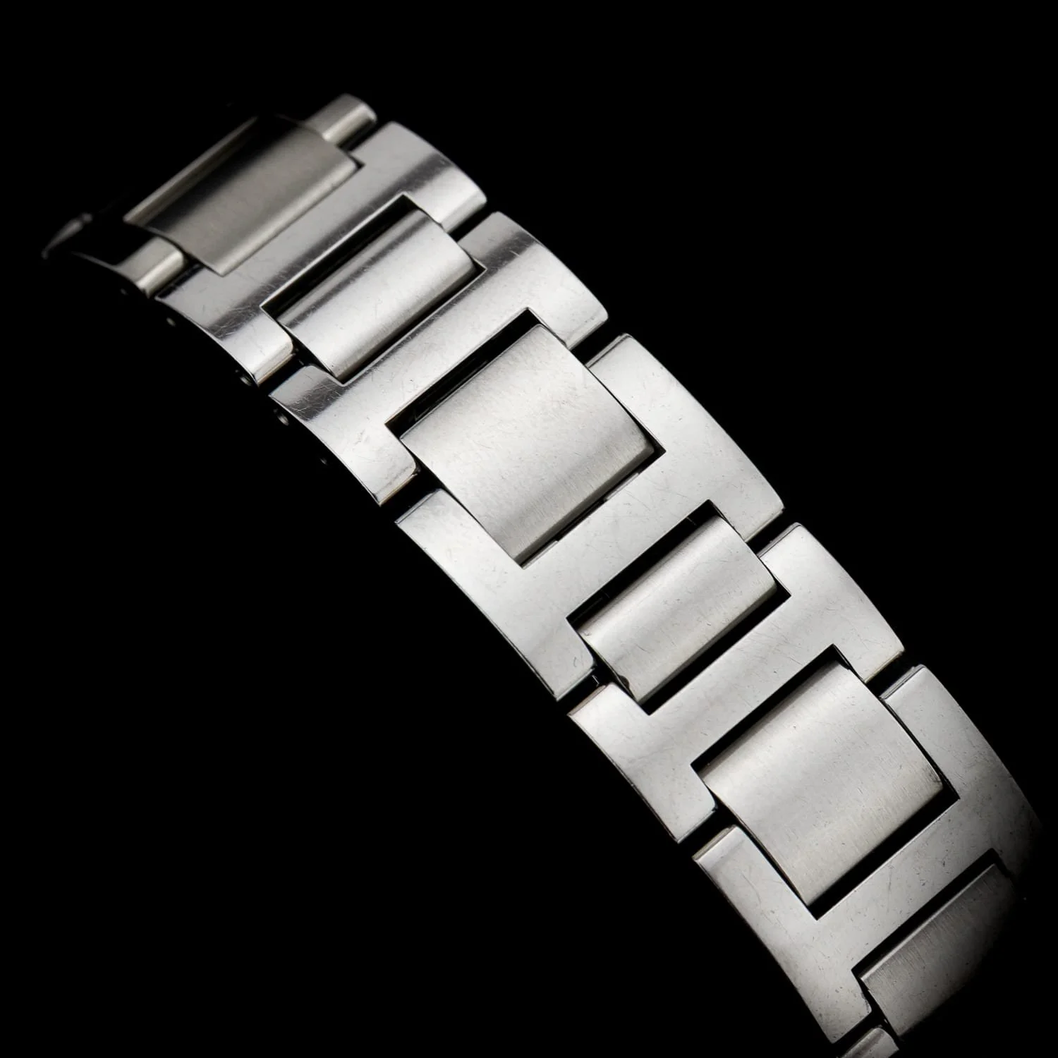 11 regal time - cartier - ballon bleu - W69011Z4 - london dealer - 6.jpg