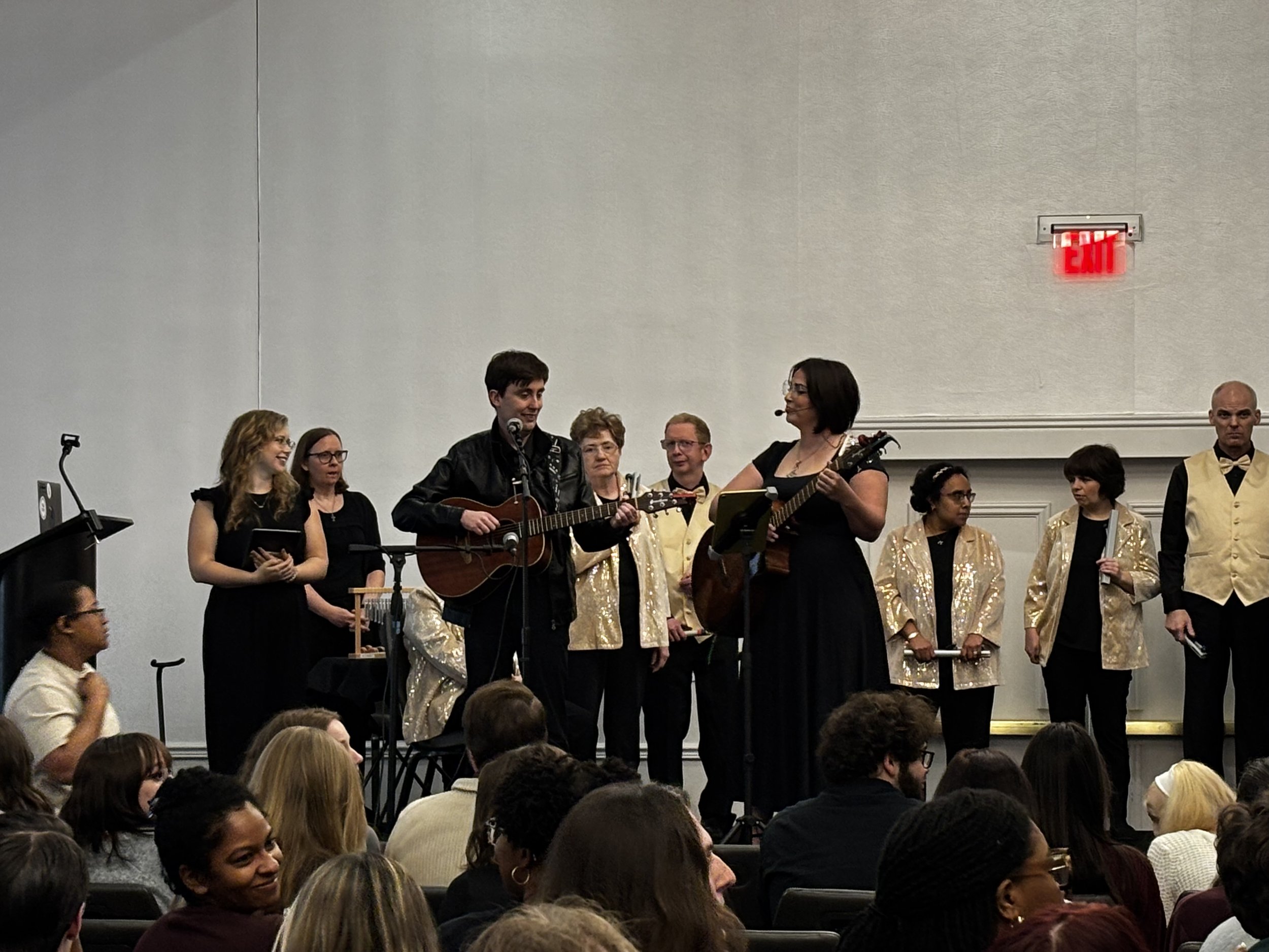 Crowd Rises for Standing Ovation After Heartfelt Handbell Performance