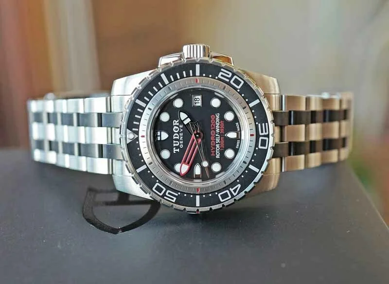tudor hydronaut 1200