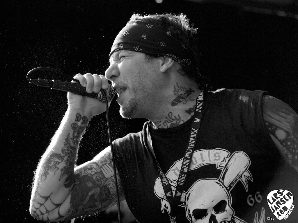 ROGER MIRET & THE DISASTERS