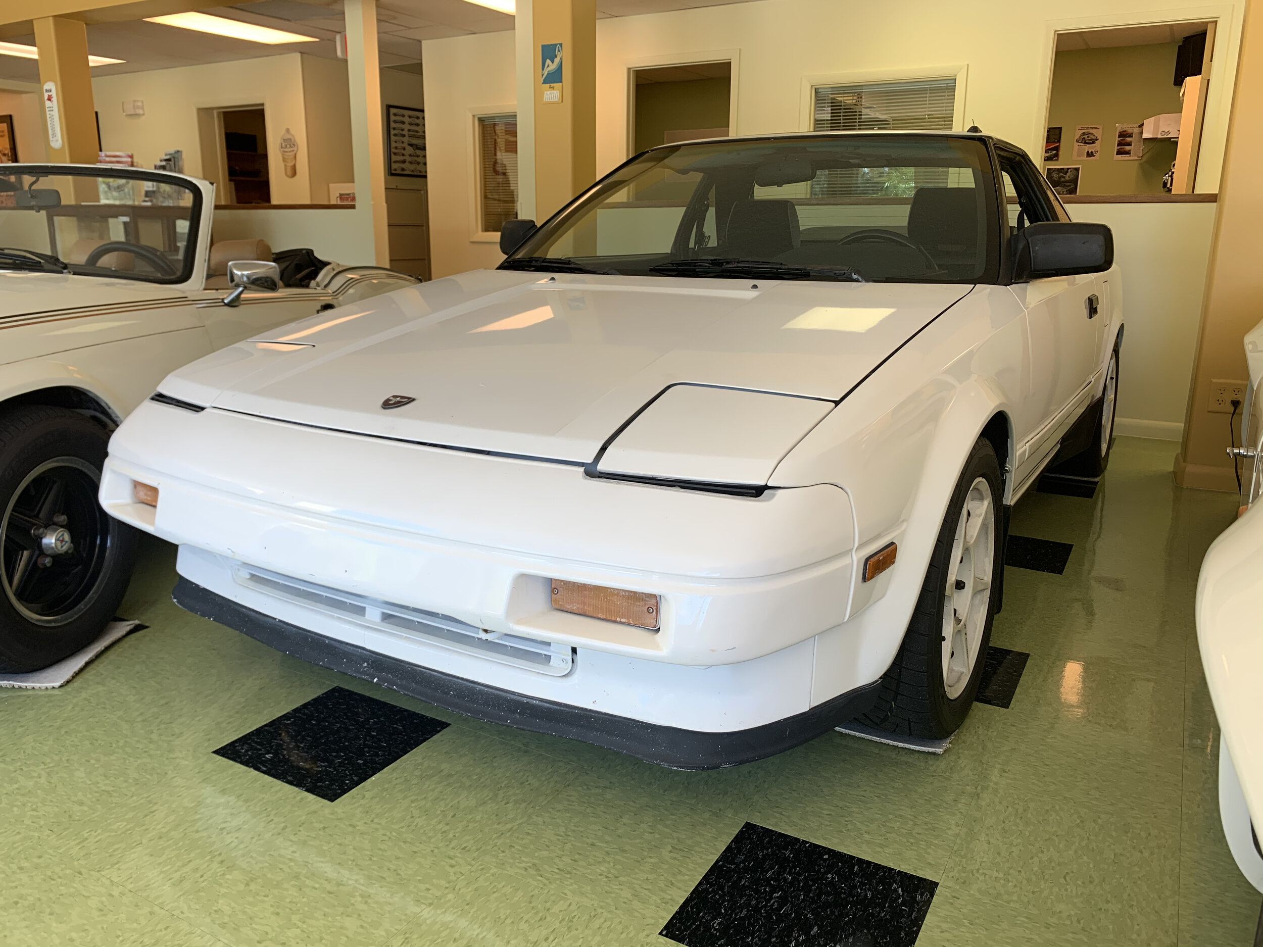 Mr2 12 Point Car Pics - 1.jpg