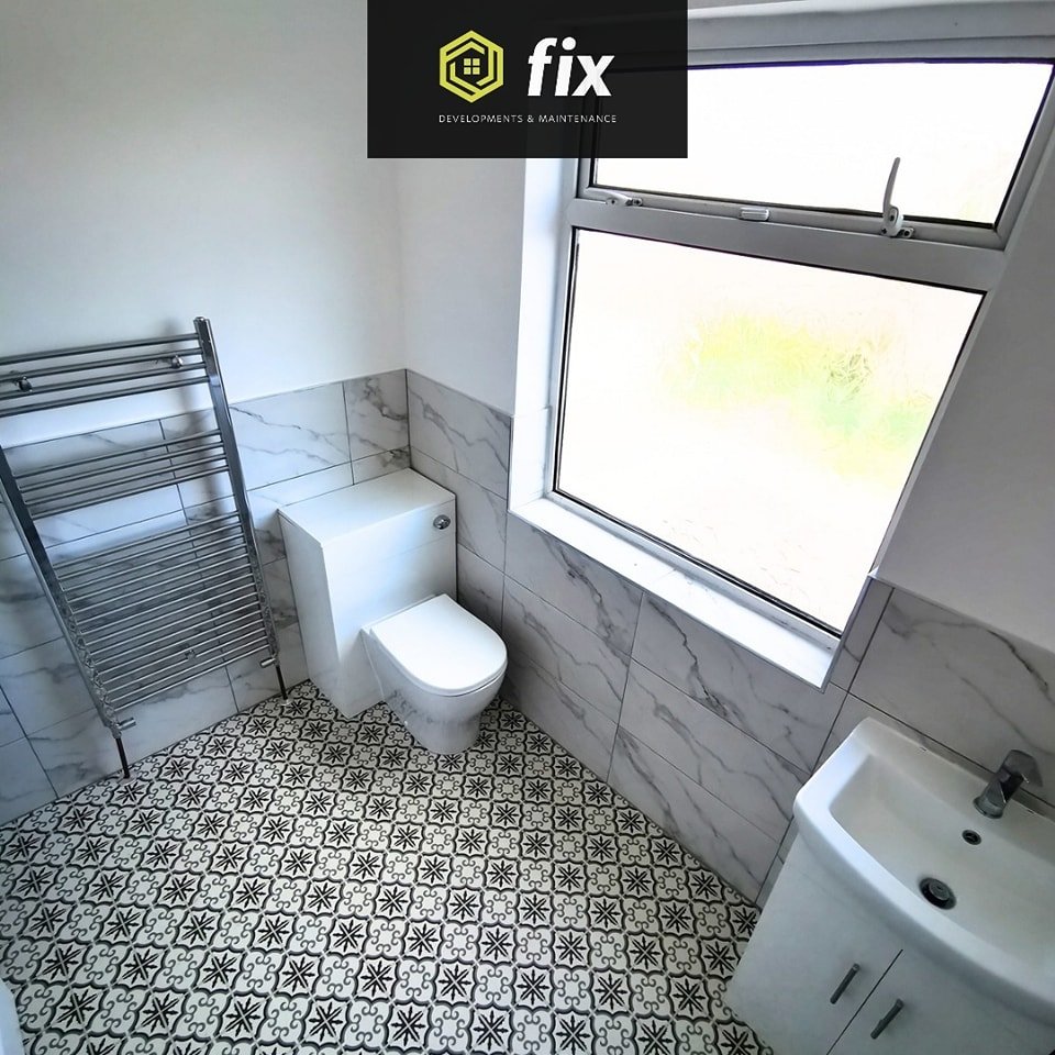 𝙂𝙚𝙩𝙩𝙞𝙣𝙜 𝙪𝙥, 𝙘𝙡𝙤𝙨𝙚 𝙖𝙣𝙙 𝙥𝙚𝙧𝙨𝙤𝙣𝙖𝙡 🔍👀

Here's a little throwback to a brilliant bathroom renovation that our team carried out for one of our many happy customers 🛁😁

All expertly handled to the finest details to flush away yo