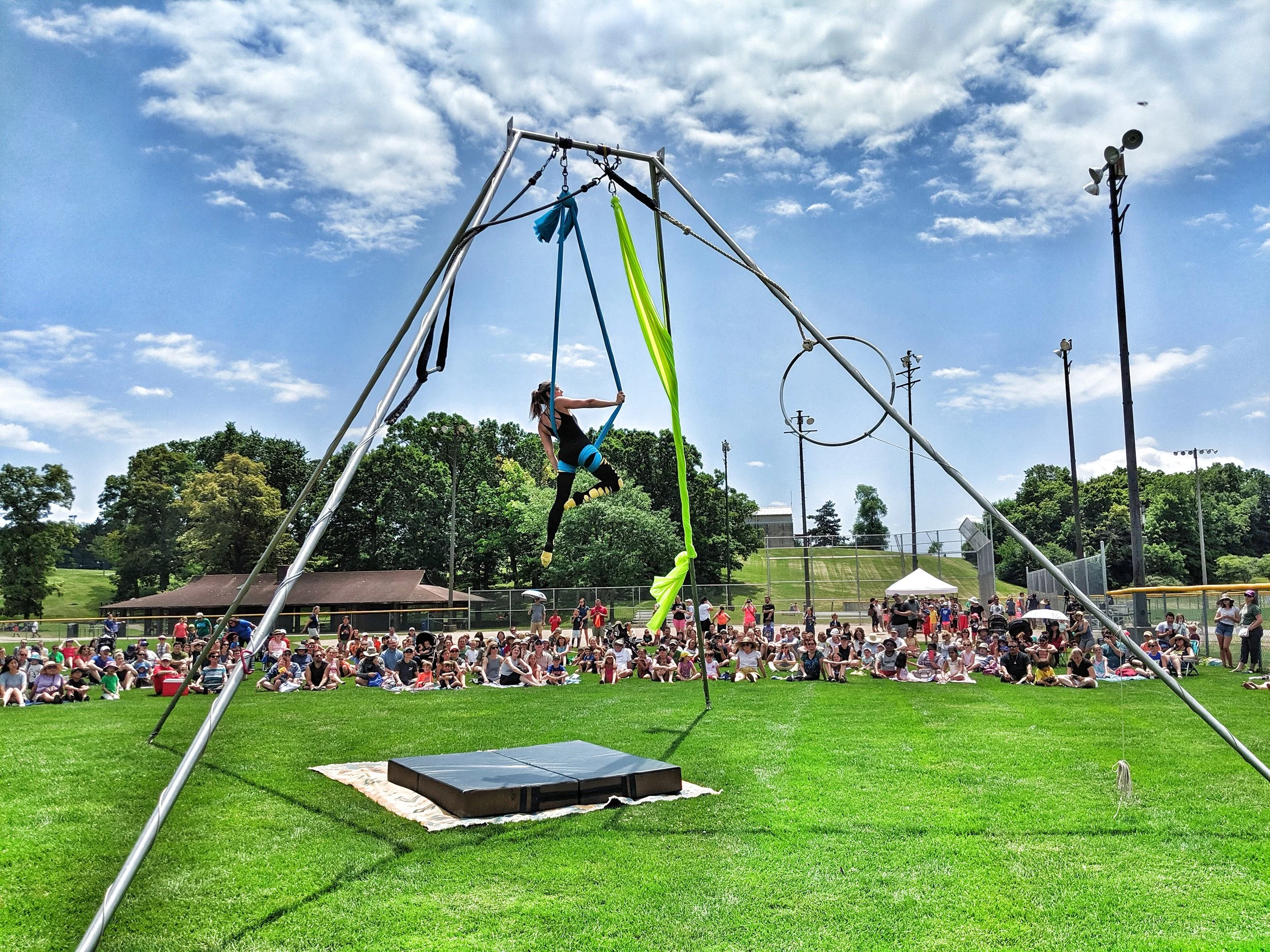Play Flight on the PORTABLE AERIAL RIG!