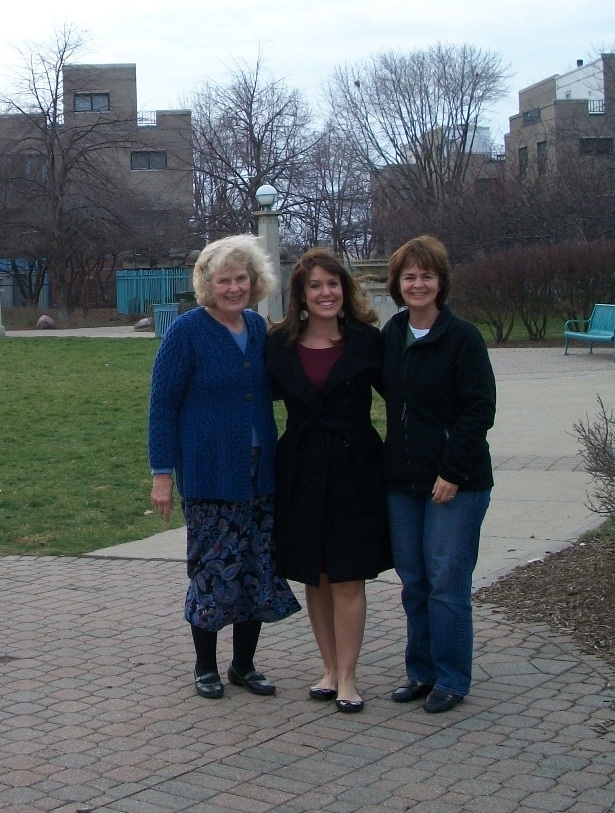Ellen (center) with her mother and sister