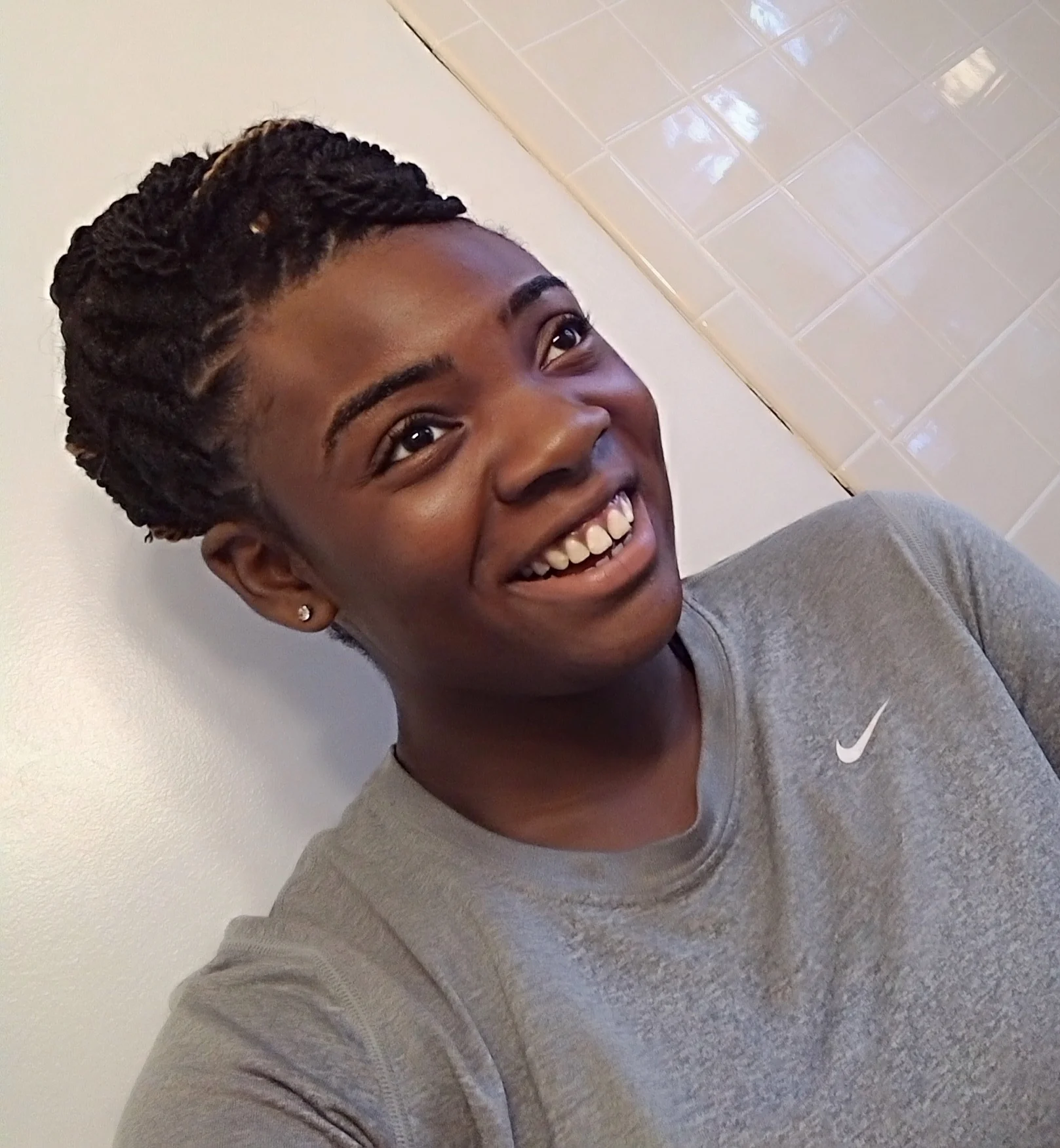 Kendyll+Cole+Headshot.jpg