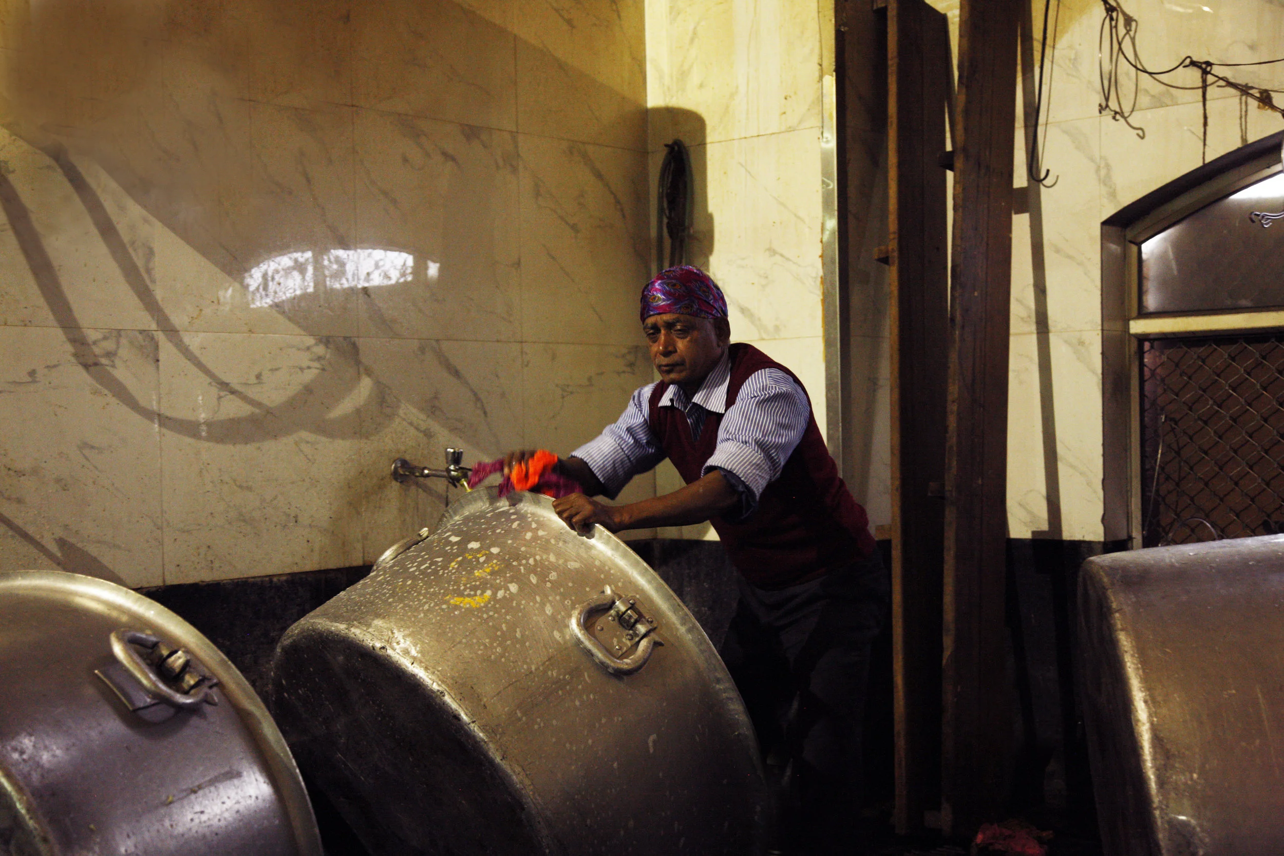  The Dish Washer by Jock McDonald 