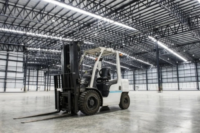 forklift.jpg
