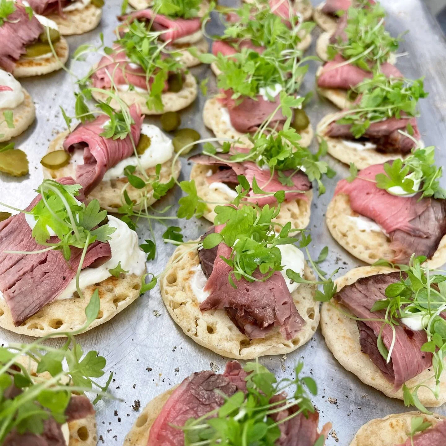 Blinis with Rare Roast Beef, Horseradish Cr&egrave;me Fra&icirc;che &amp; Cornichons.