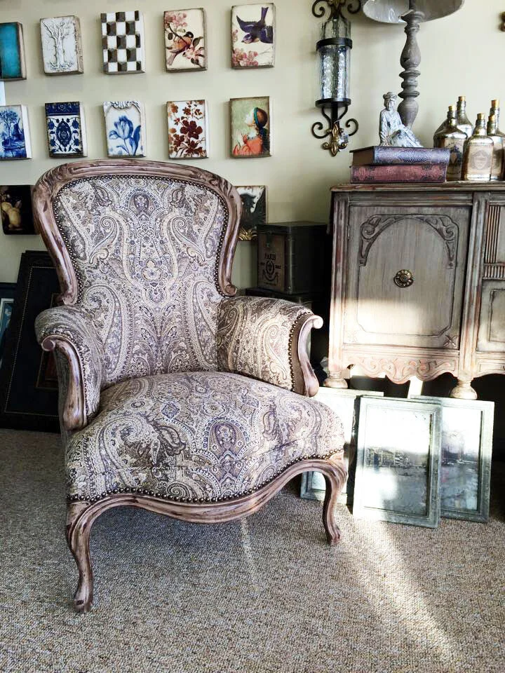 Chair_D.jpg