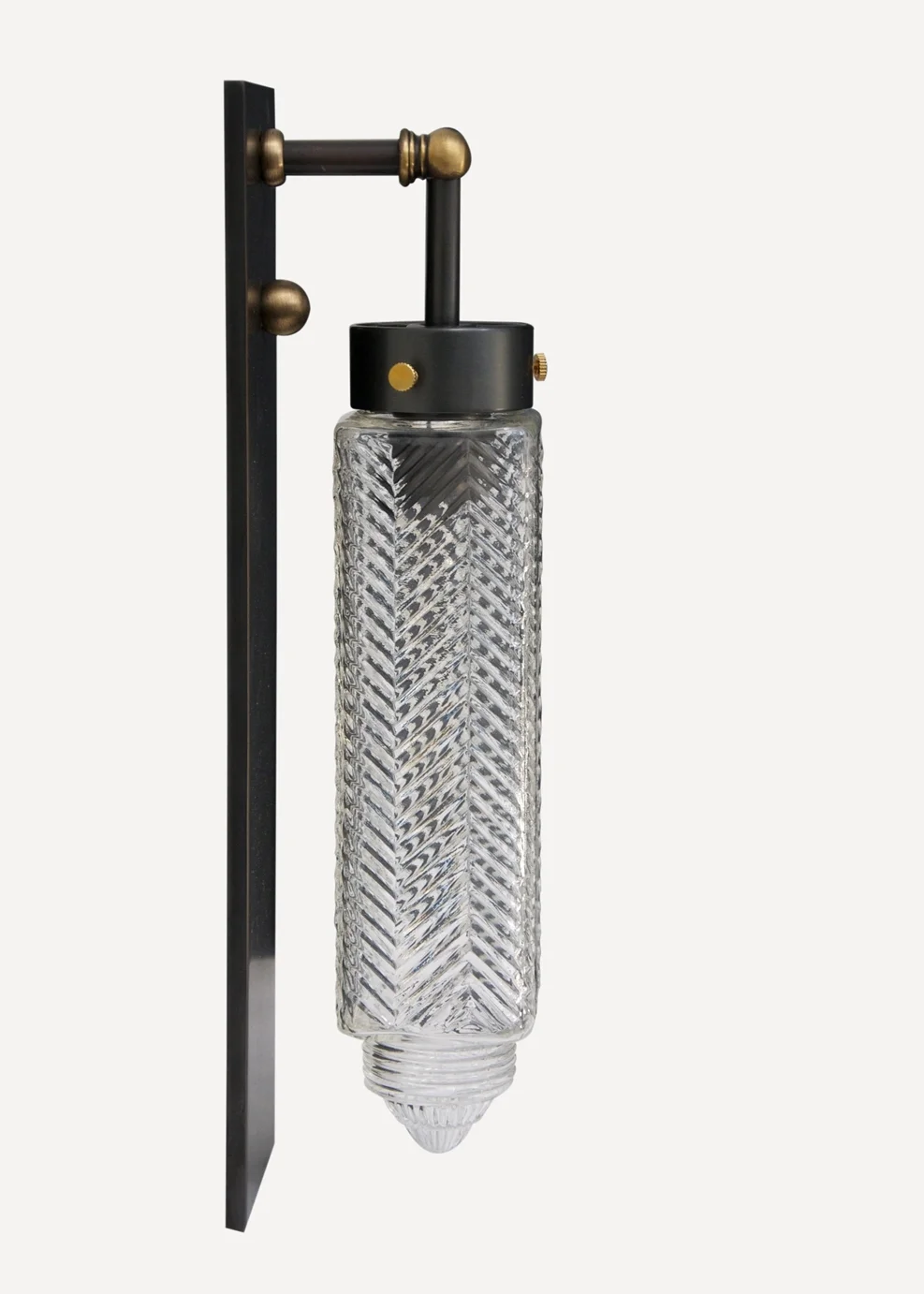 MJ_chrysler_sconce_12x3_5_web.jpg