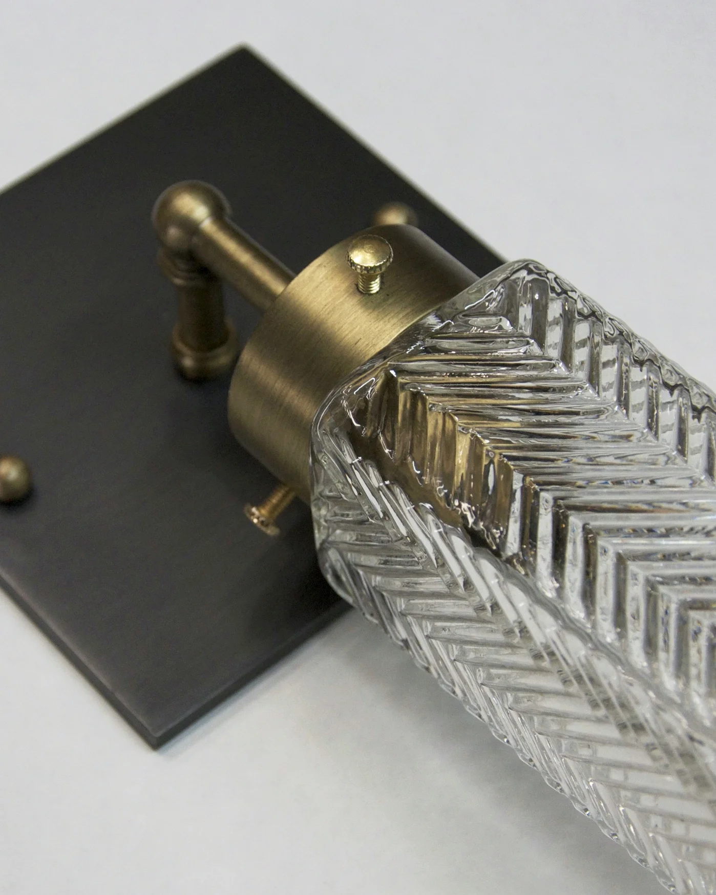 MJ_black_steel_sconce_detail2_web.jpg
