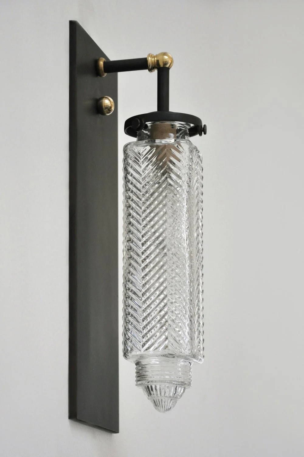 MJ_chrylser_sconce2_off_web.jpg