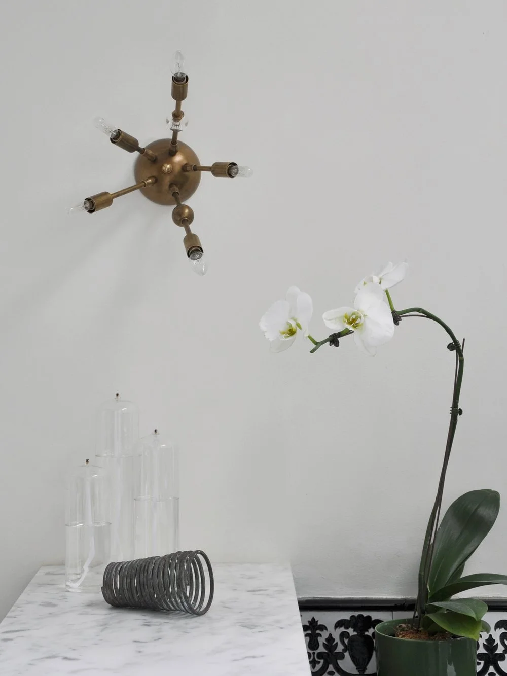 MJ_5arm_axis_sconce_web.jpg