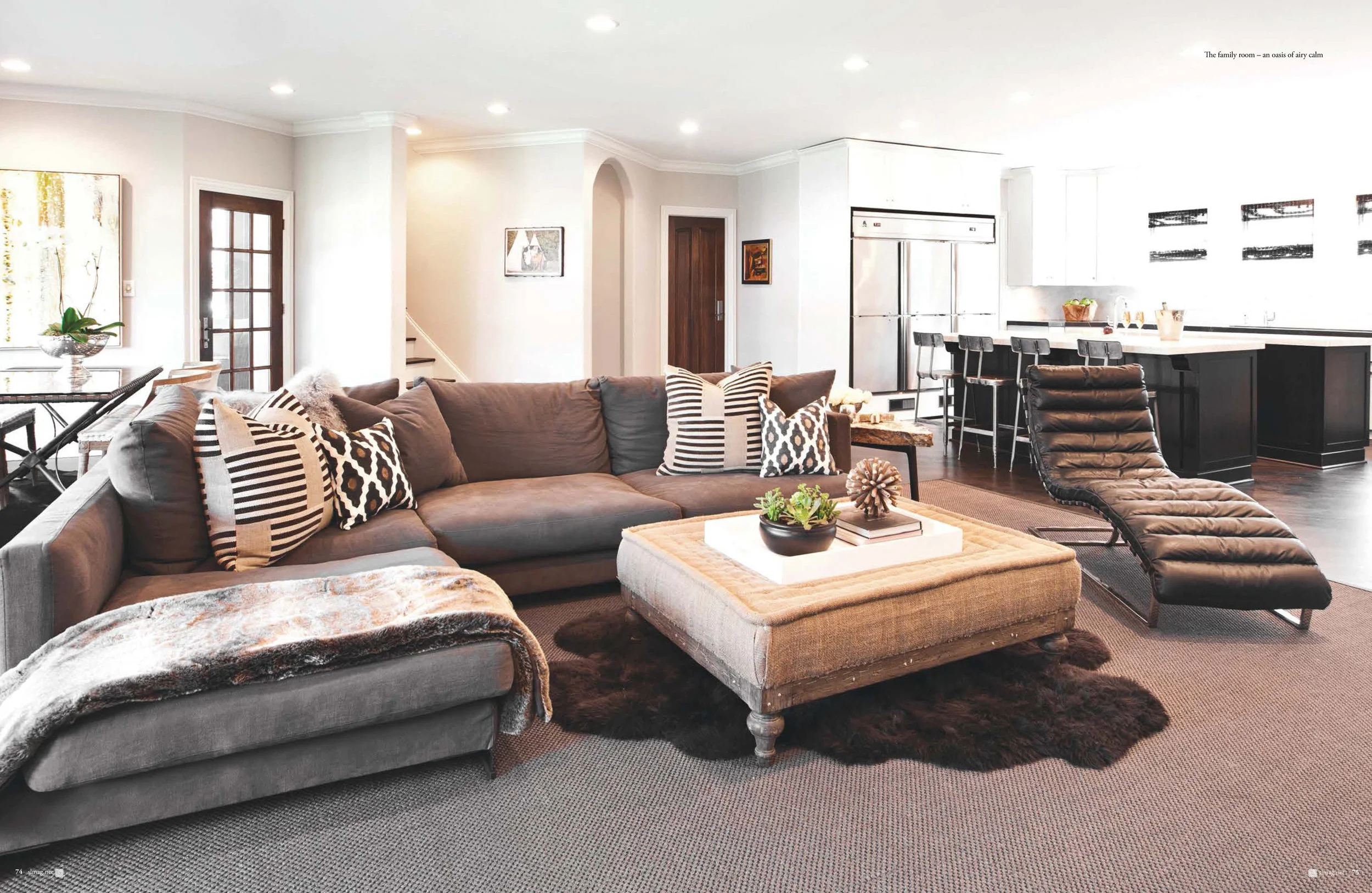 SOPHIS_LIVING_SEPOCT 2013_sm-3.jpg