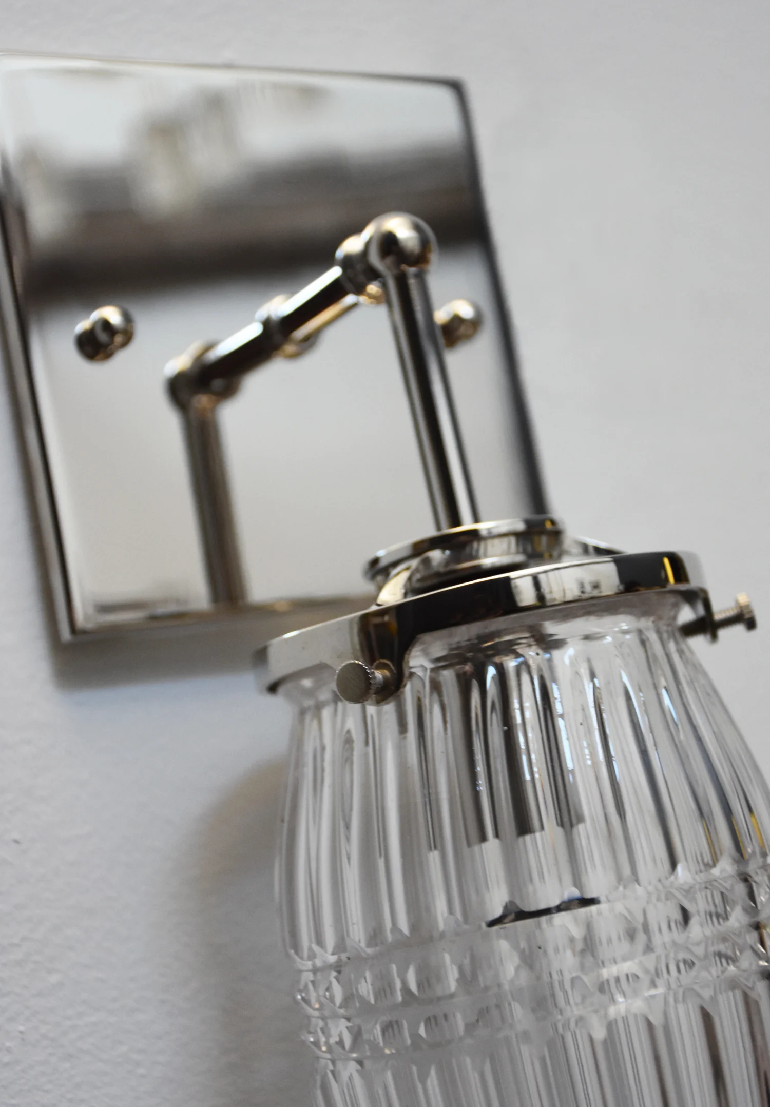 MJ_BRILLIANT_NICKEL_SCONCE_5.jpg