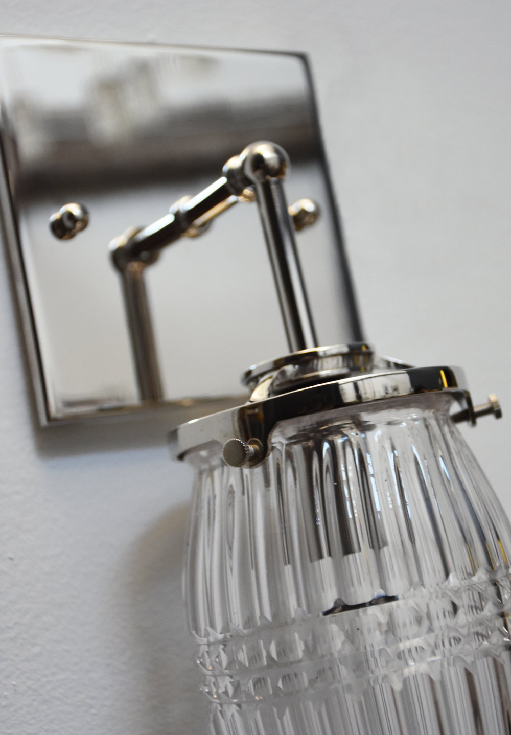 MJ_BRILLIANT_NICKEL_SCONCE_5.jpg