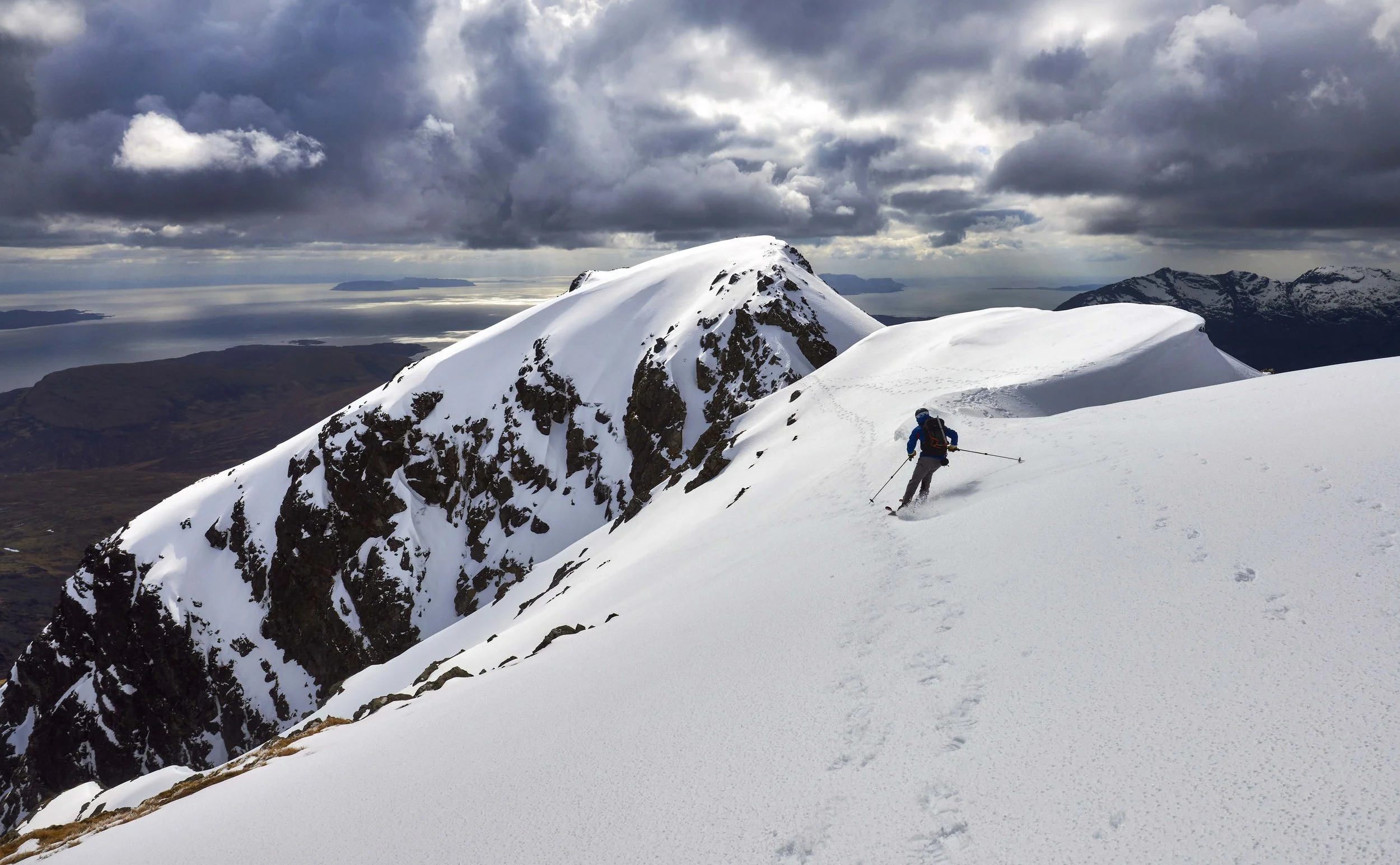 Scott skiing off the summit of Blà Bheinn towards the col linking the north and south summits. (n.b. some of these photos were from my first attempt to ski here two weeks previously)