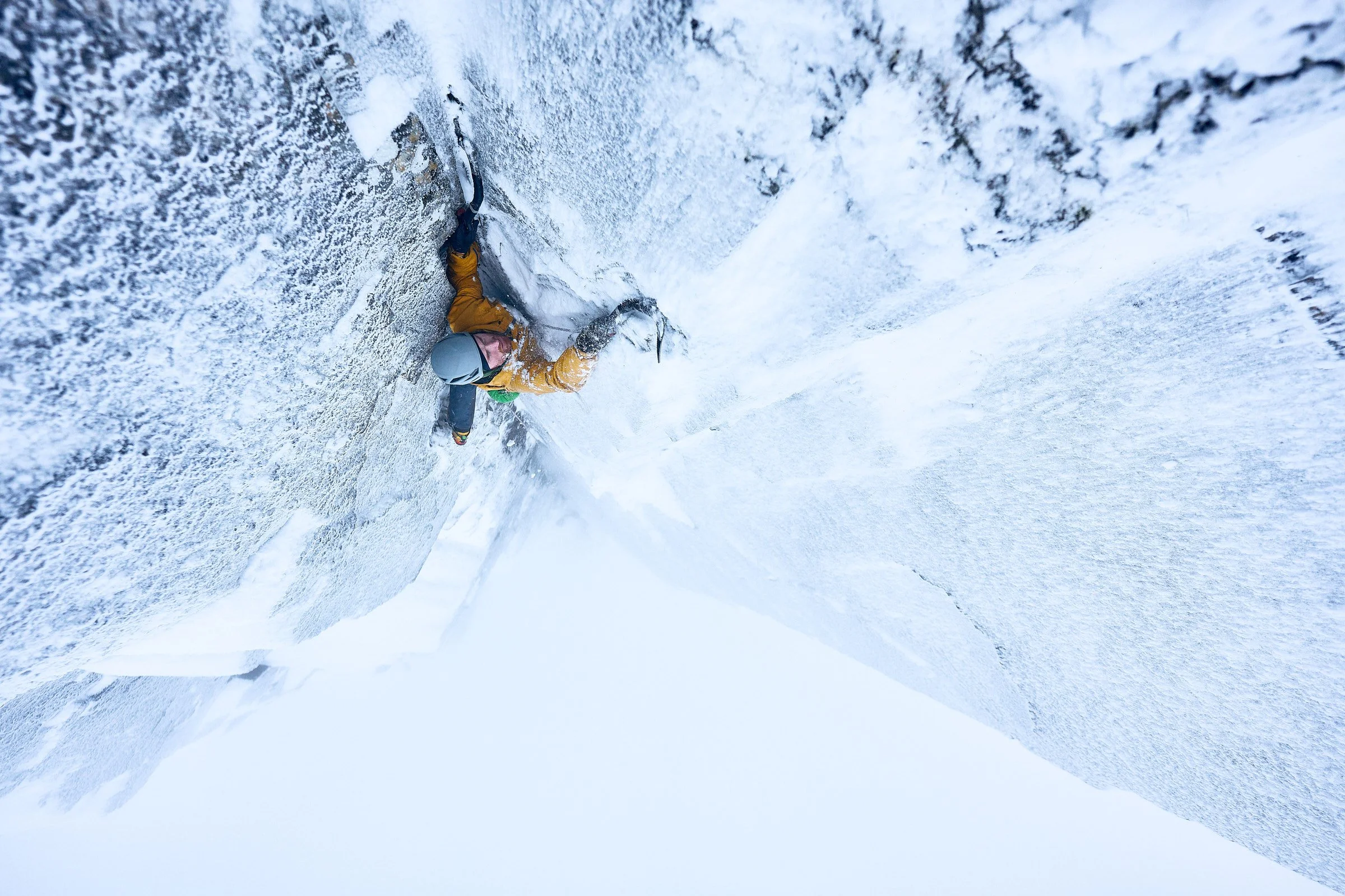 'Unicorn' - Stob Coire nan Lochan, Glen Coe (Climber_ Graham McGrath).jpg