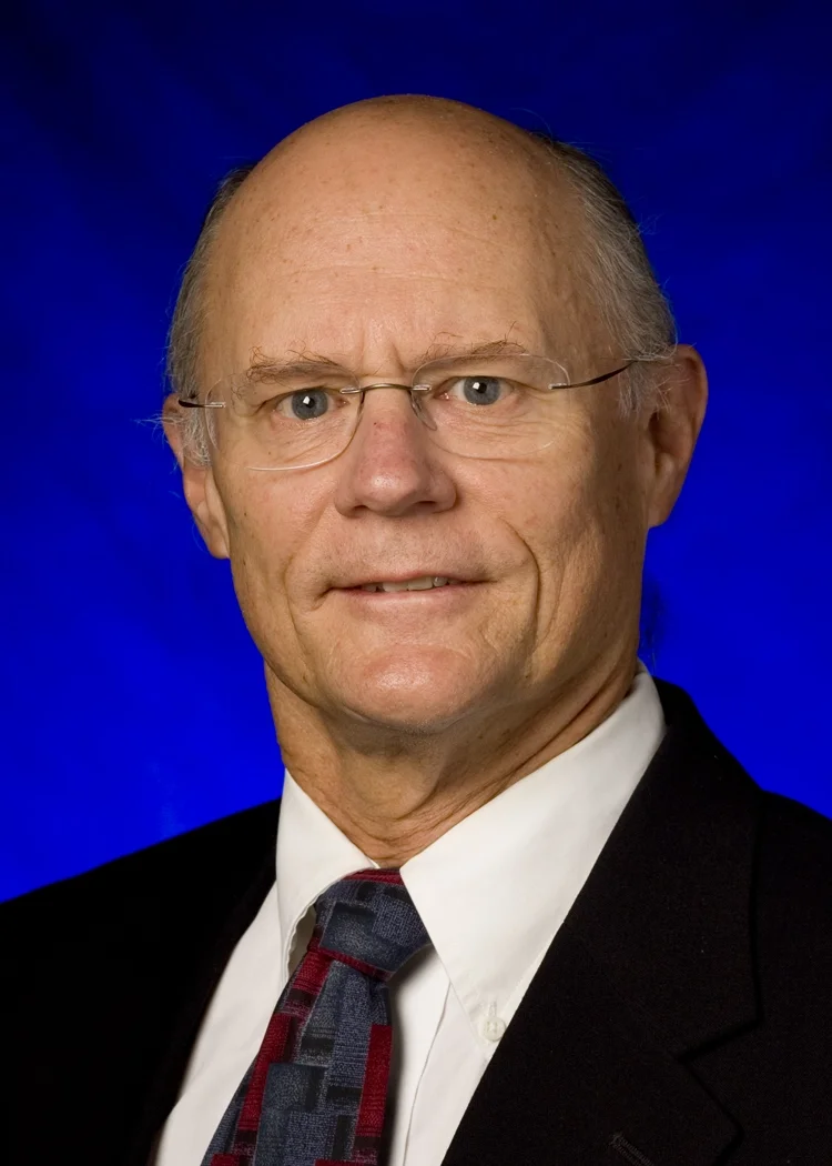 Tom Davis, Steering Committee Member