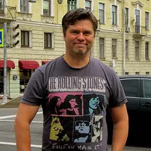 Tommi Tikka - Music to Curator