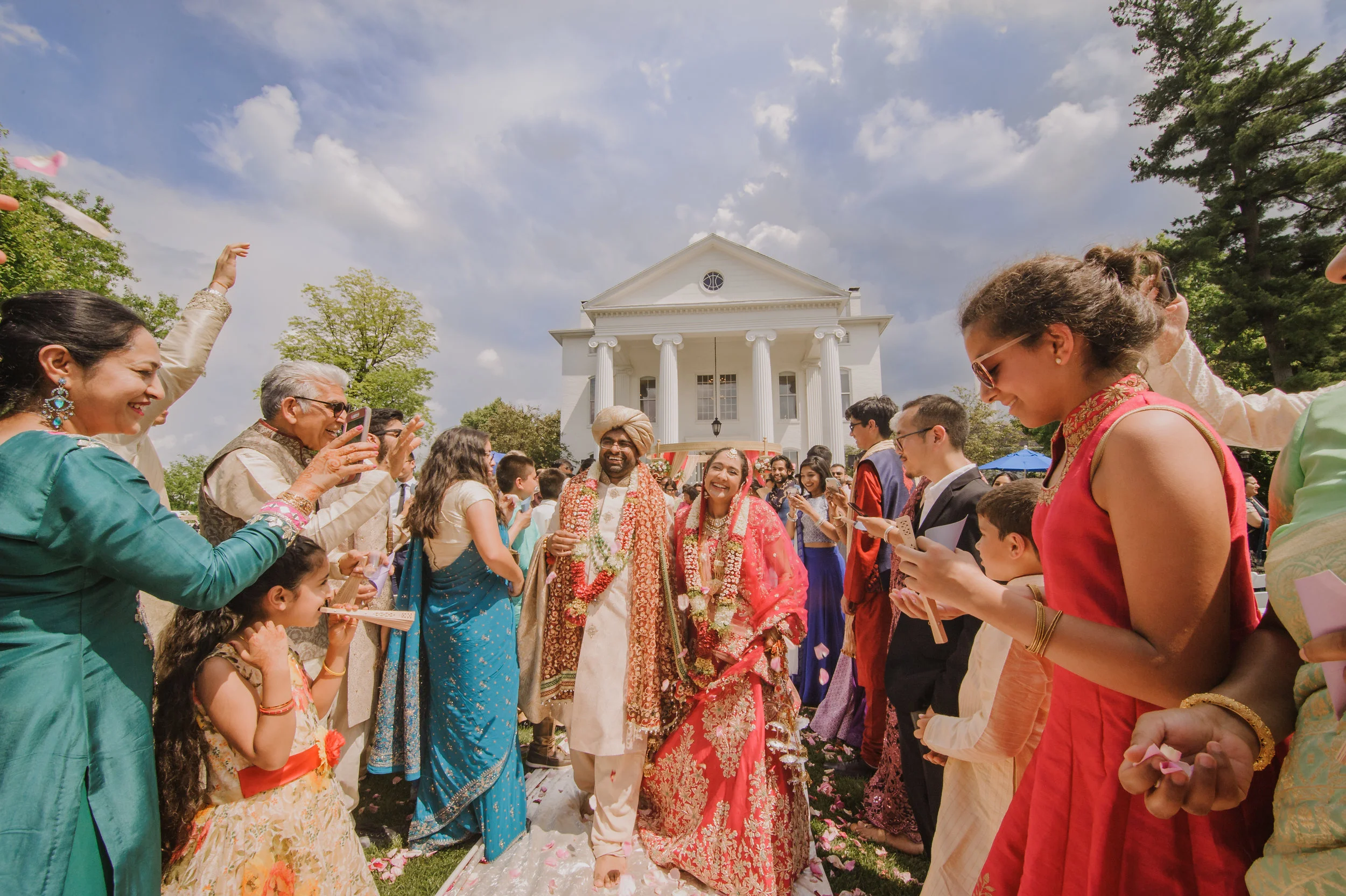  BEST MIAMI FLORIDA BROWARD Dulhan HENNA BRIDE SOUTH ASIAN HINDI HINDU PUNJABI PHOTOGRAPHER VIDEO SAREE Vatna &nbsp;Maiyan Chuda Sangeet Mehndi Jago BARAAT PHERAS Desh Videsh Sabyasachi Jhumka KUNDAN Jadau MARIGOLD FLOWERS Gajra Varmala MALA puja mil