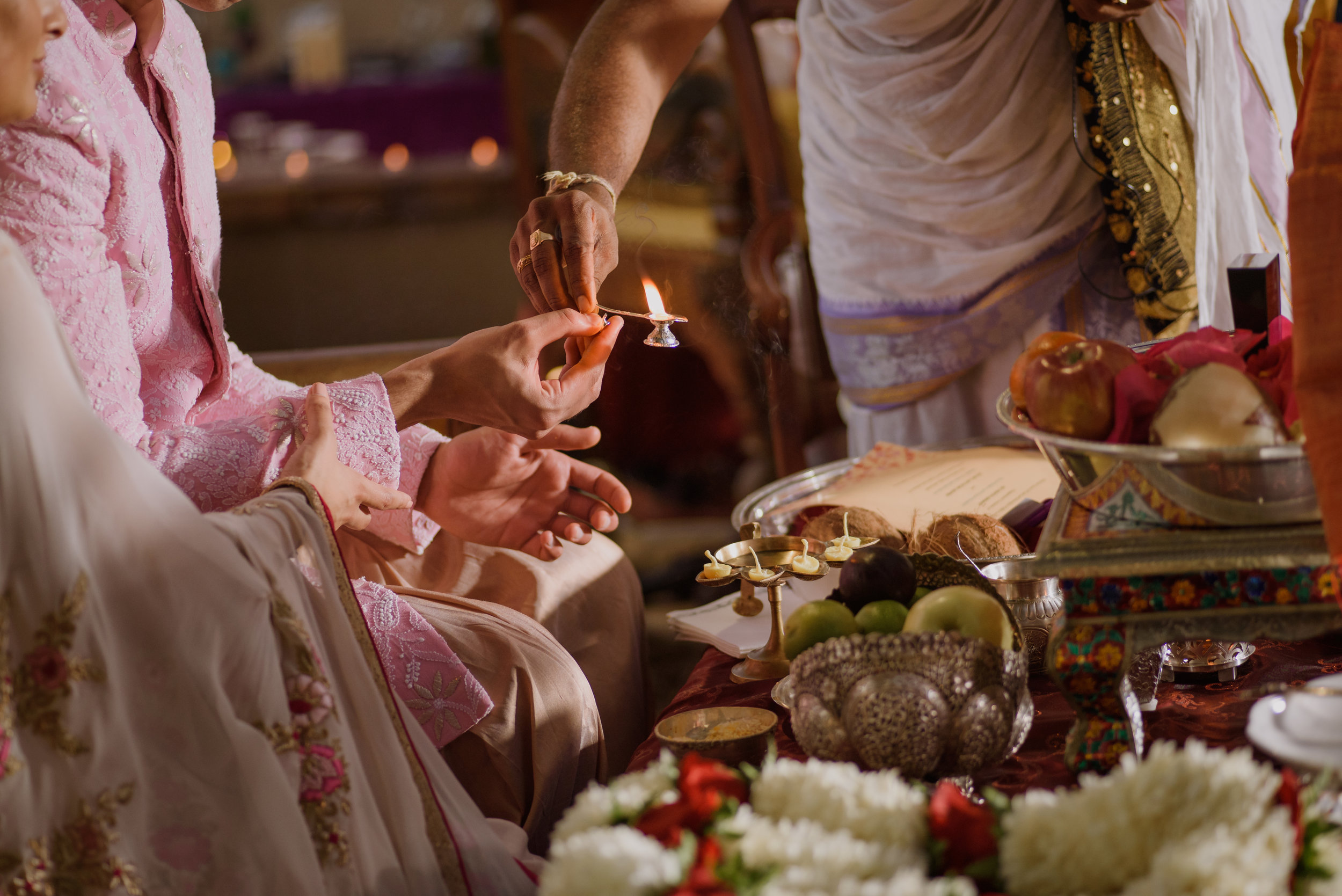  BEST MIAMI FLORIDA BROWARD Dulhan HENNA BRIDE SOUTH ASIAN HINDI HINDU PUNJABI PHOTOGRAPHER VIDEO SAREE Vatna &nbsp;Maiyan Chuda Sangeet Mehndi Jago BARAAT PHERAS Desh Videsh Sabyasachi Jhumka KUNDAN Jadau MARIGOLD FLOWERS Gajra Varmala MALA puja mil
